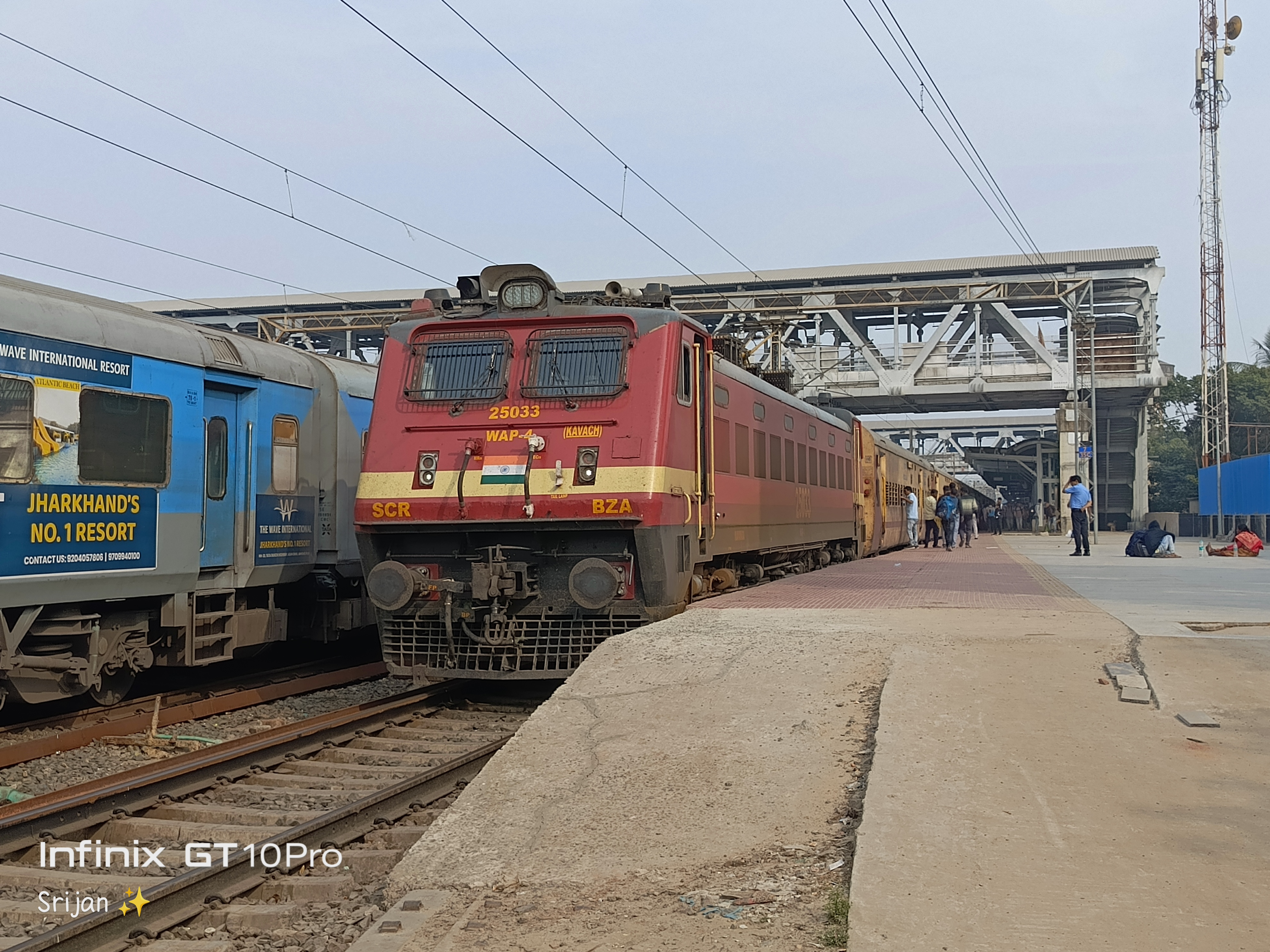 12767 Hazur Sahib Nanded - Santragachi SF Express photo 11