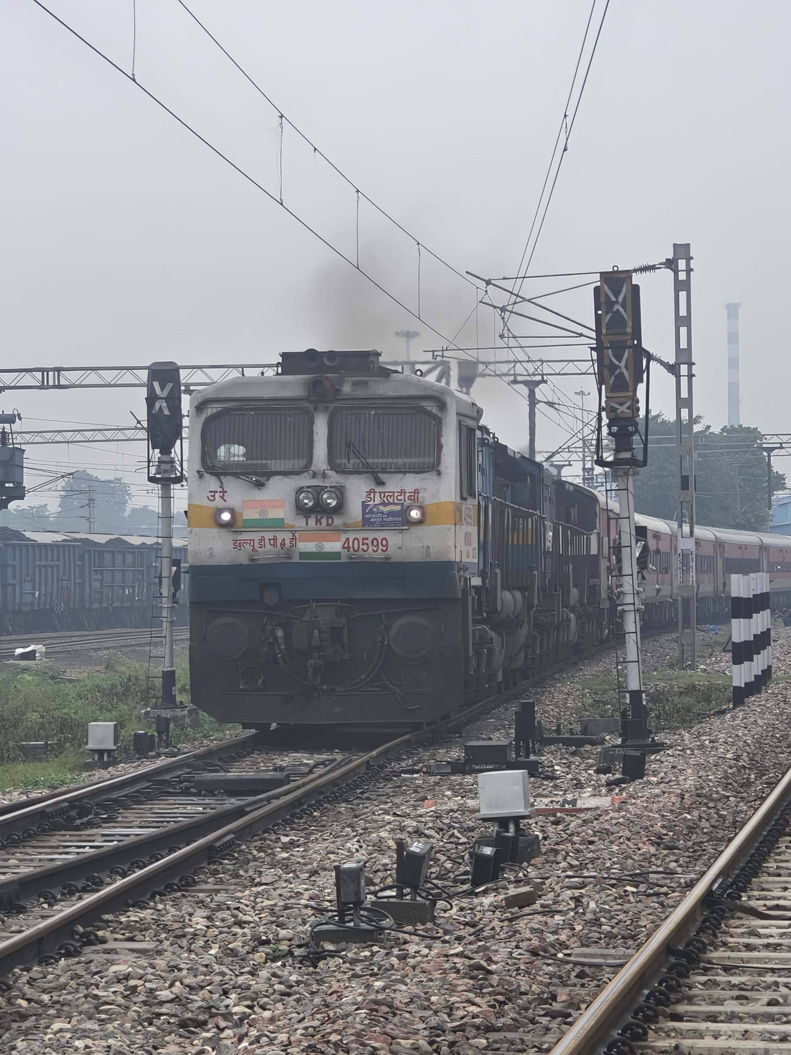 11401 Pune - Supaul Express photo 6