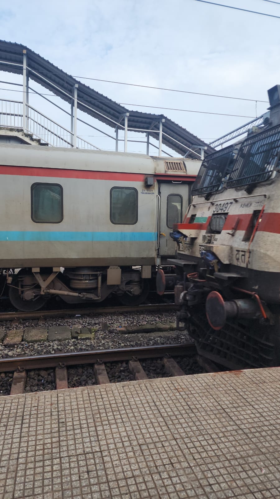 11705 Jabalpur - Rewa Express photo 1