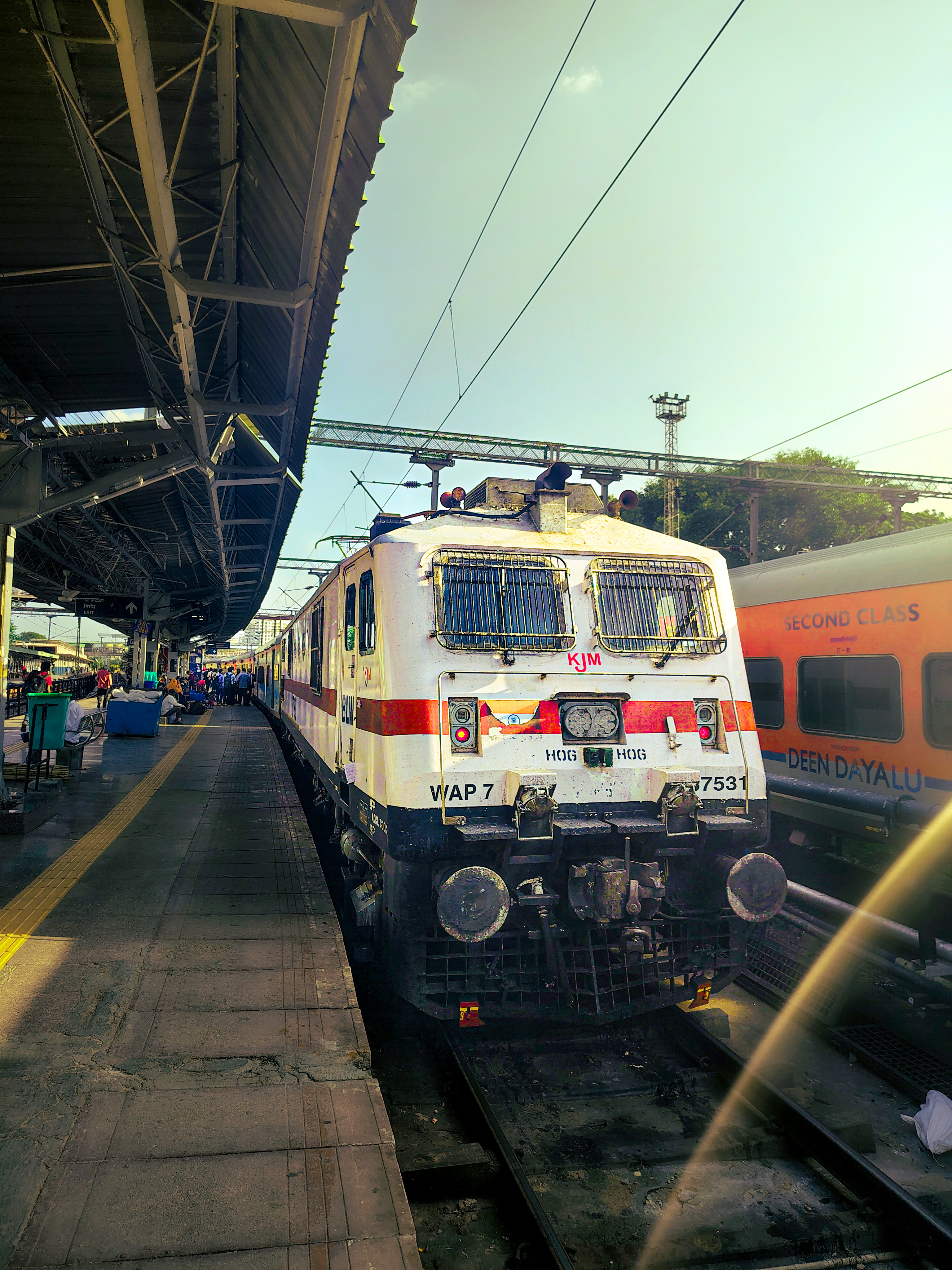 16057 Sapthagiri Express photo 1