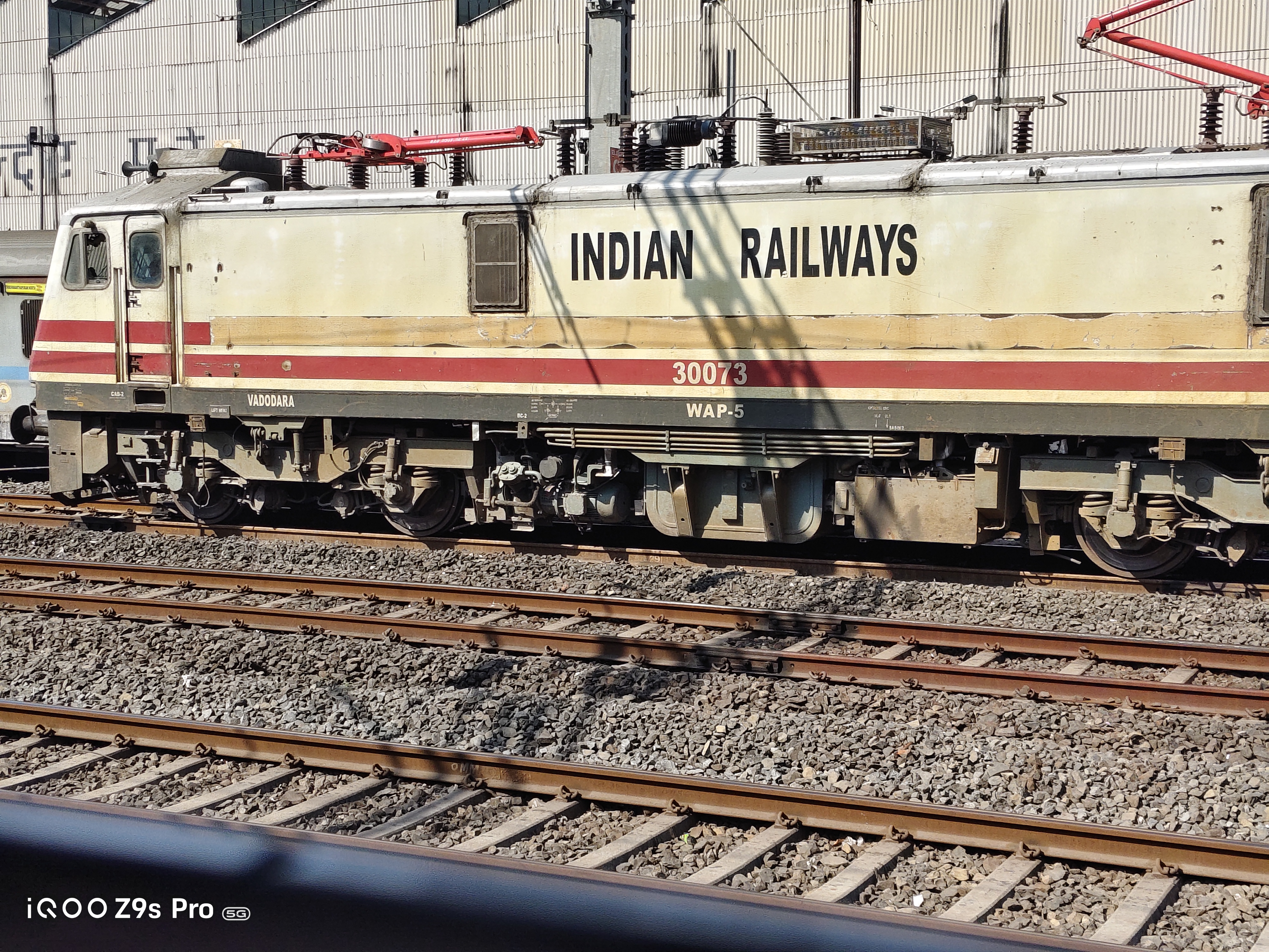 15129 Gorakhpur Cantt - Varanasi City InterCity Express photo 4