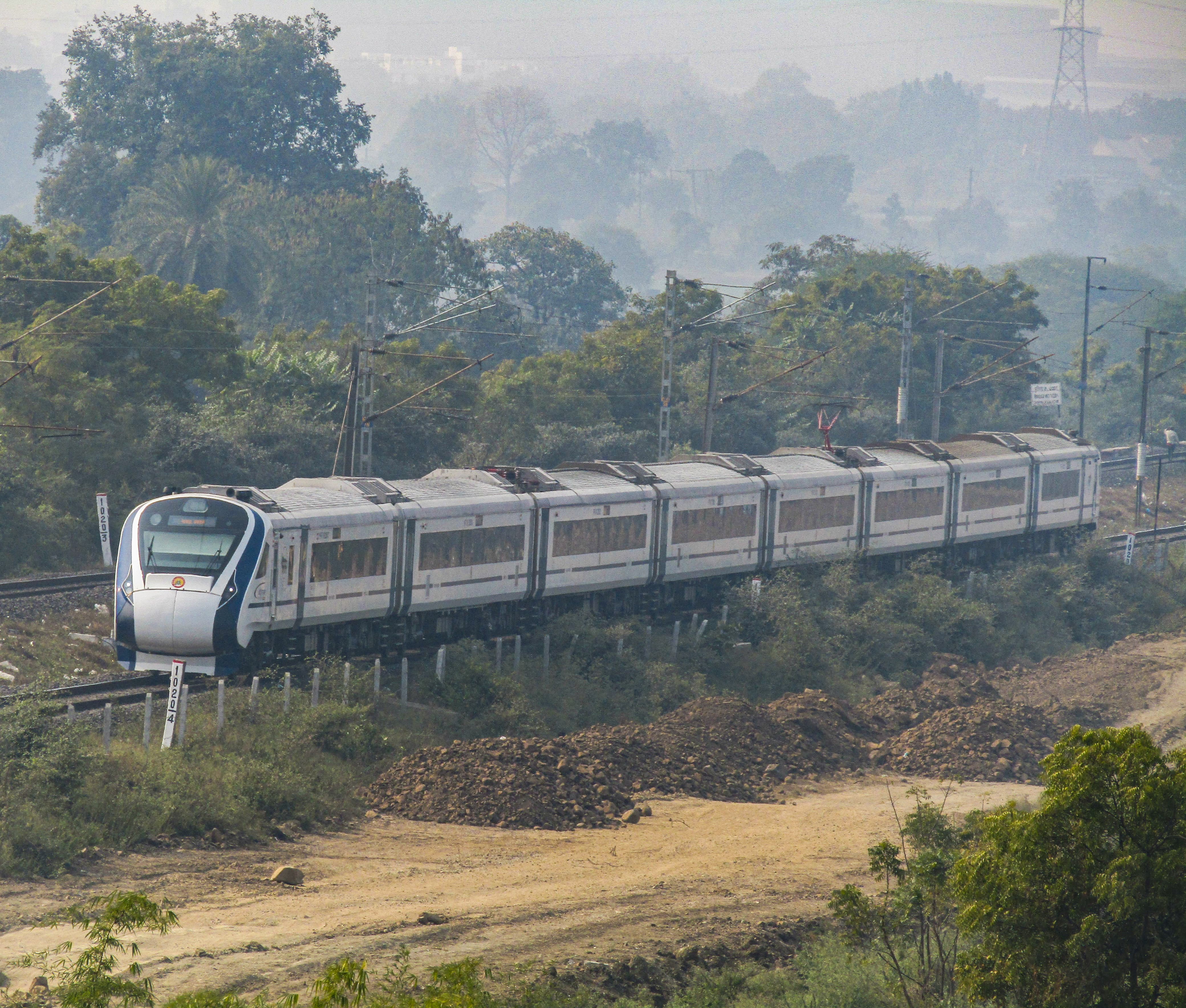 09569 Rajkot - Barauni Special Fare AC Festival Special photo 7