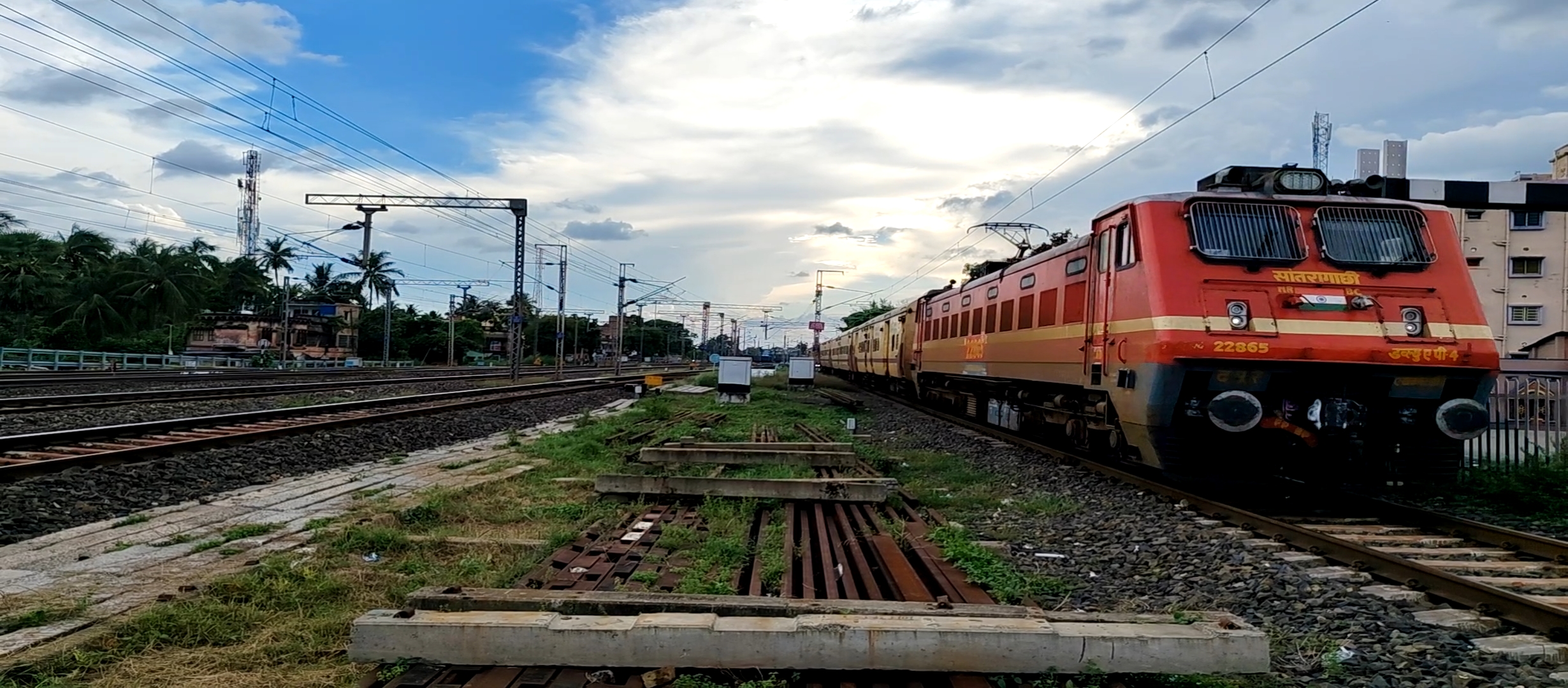 95211 BL11 / Mumbai CSMT - Badlapur Fast Local photo 5