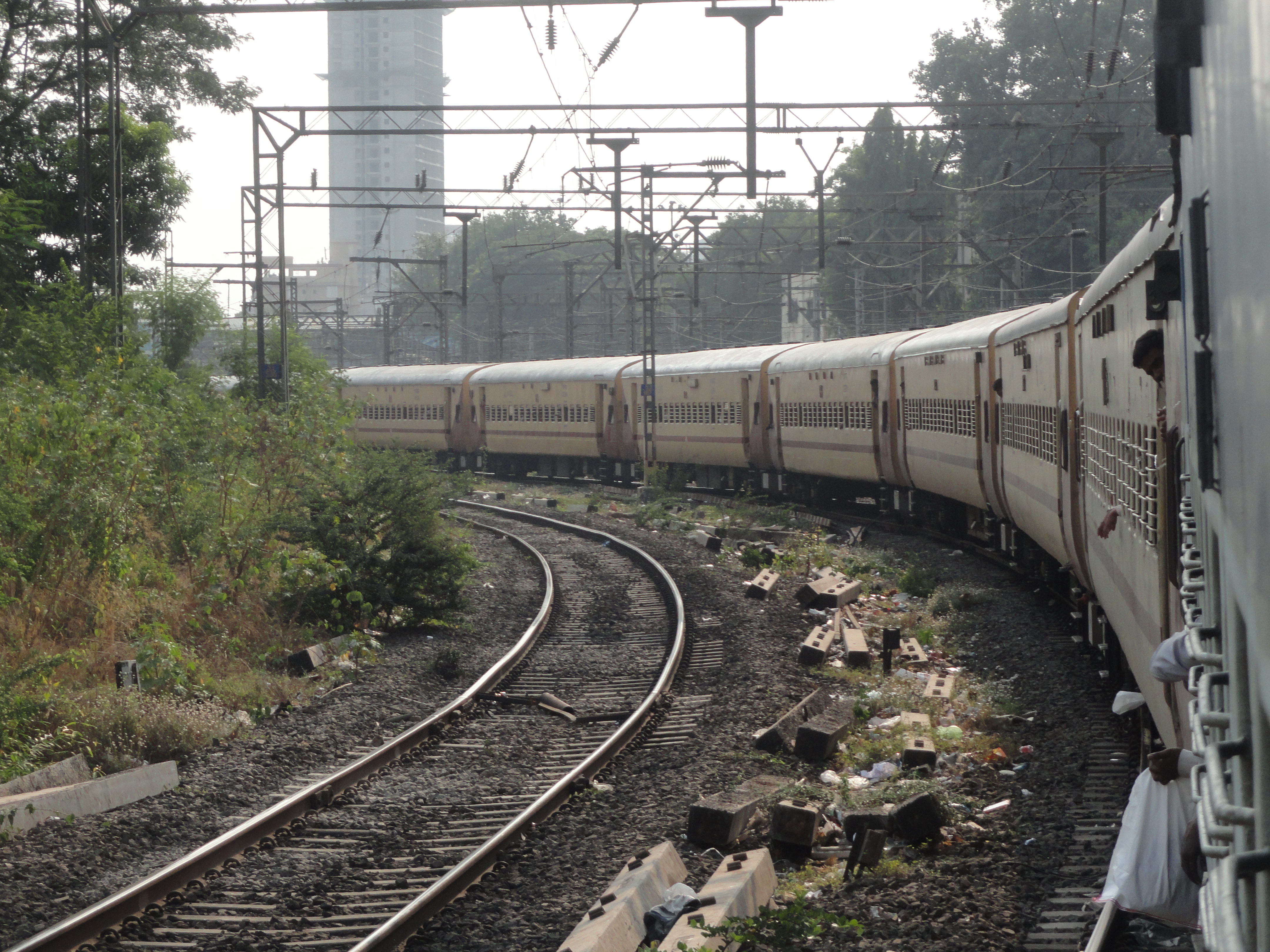 66311 Alappuzha - Kollam MEMU photo 1