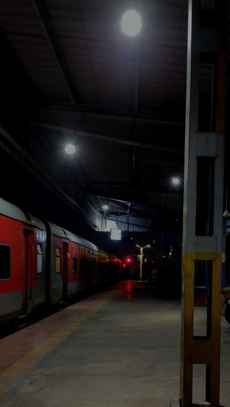 14242 Nauchandi Express photo 2