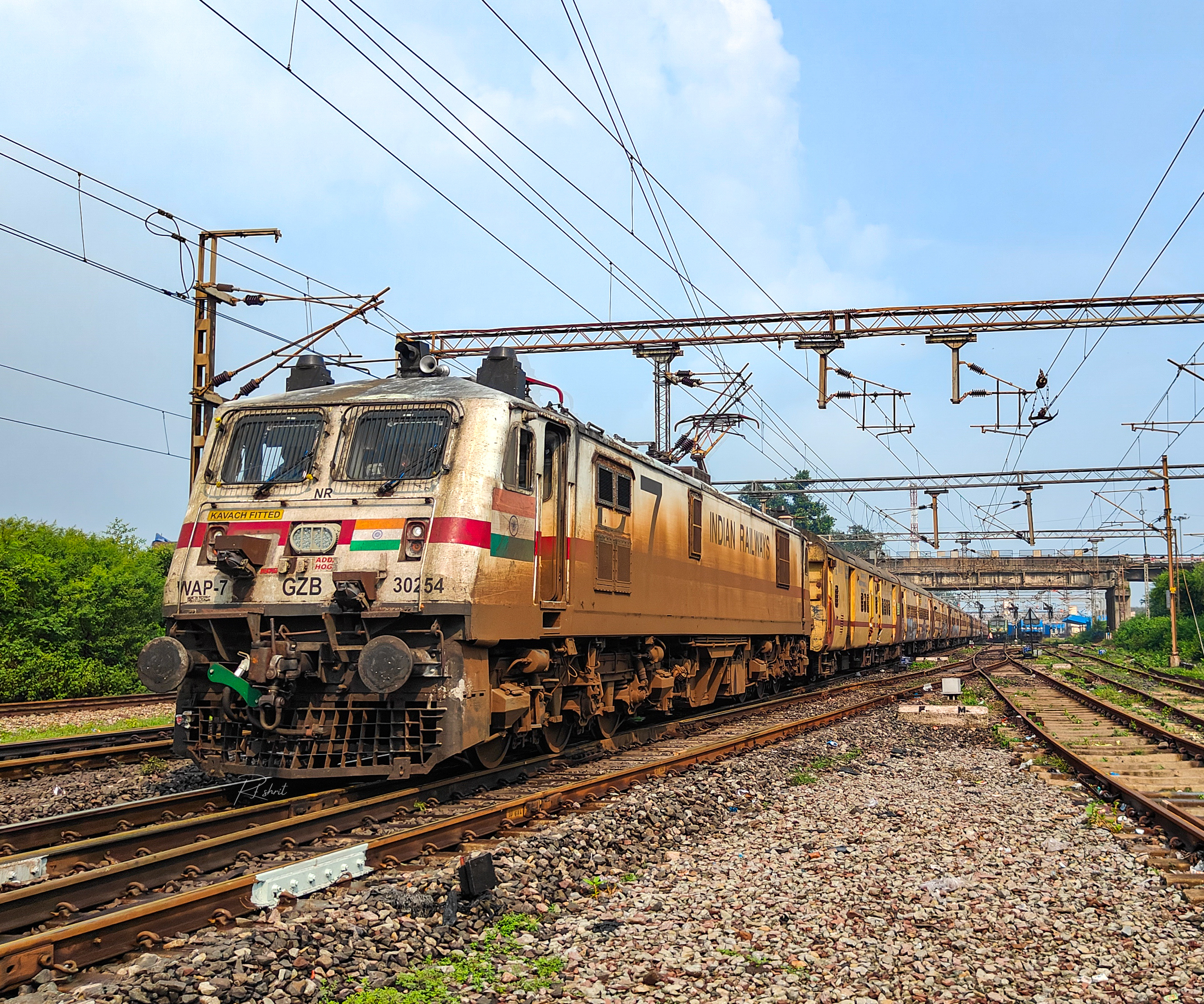 12129 Azad Hind Express photo 36
