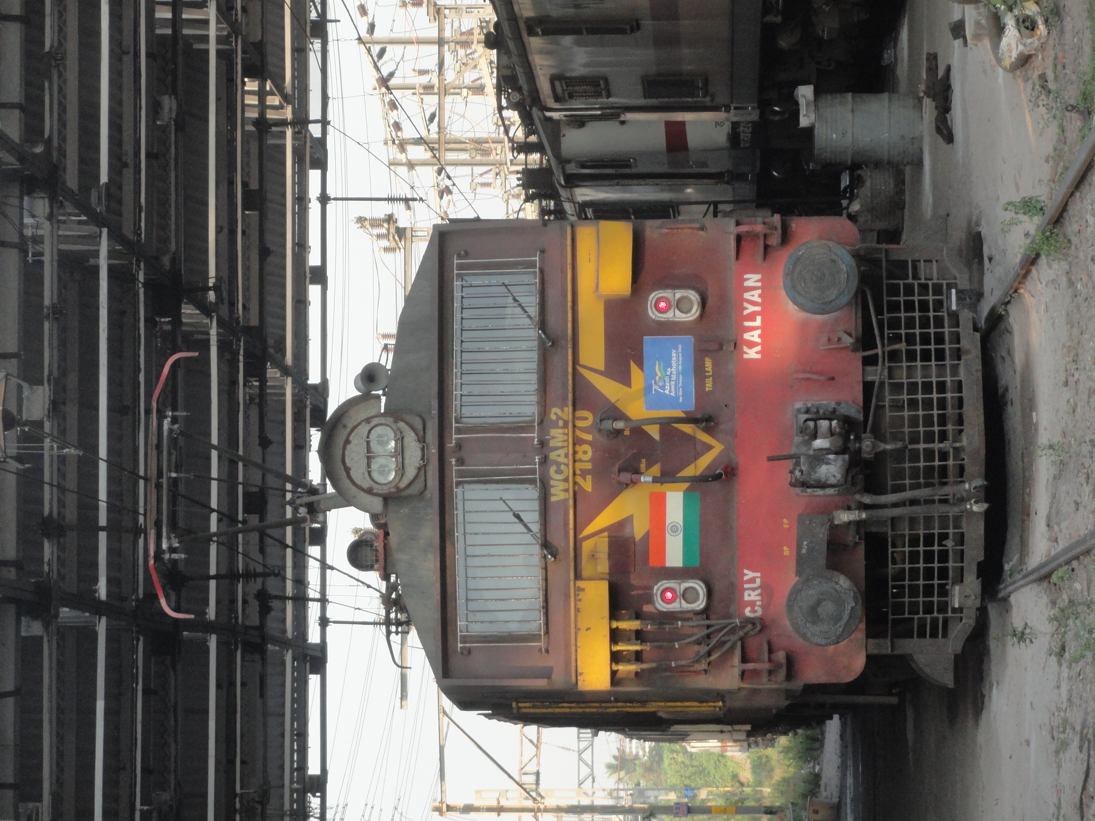 34811 Diamond Harbour - Sealdah Local photo 6