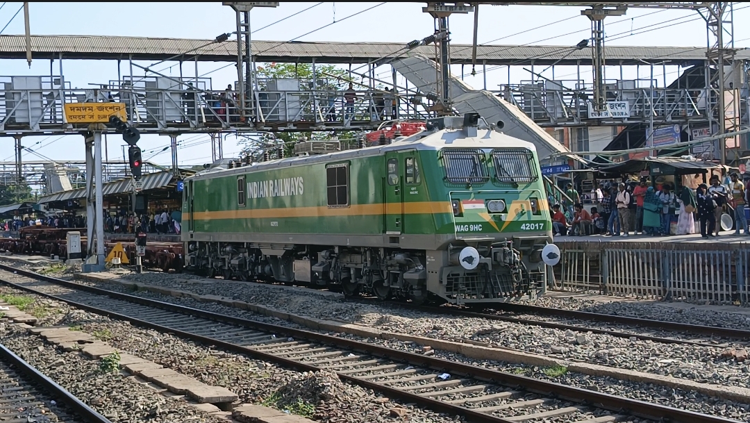 63285 Barauni - Patna MEMU photo 6