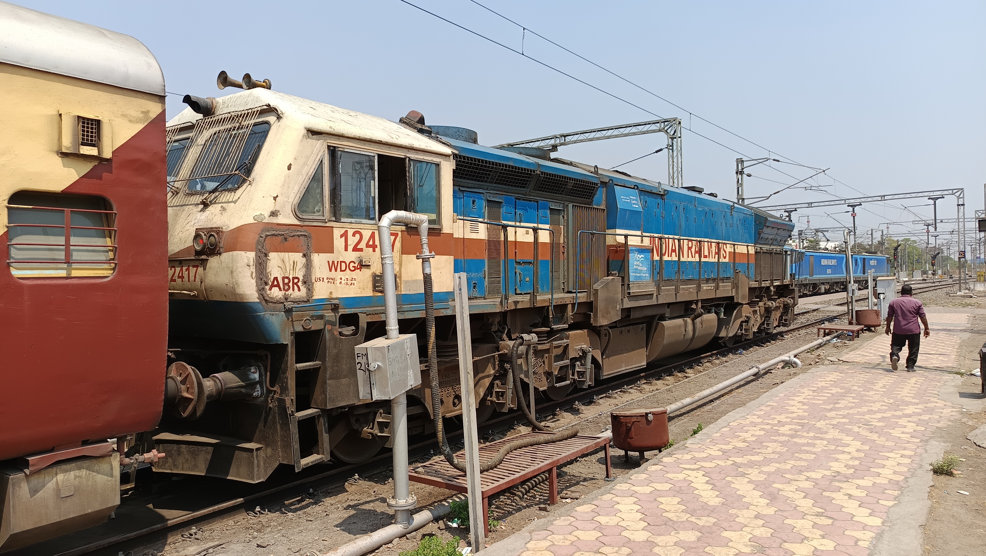 19091 Bandra Terminus - Gorakhpur Humsafar Express photo 6