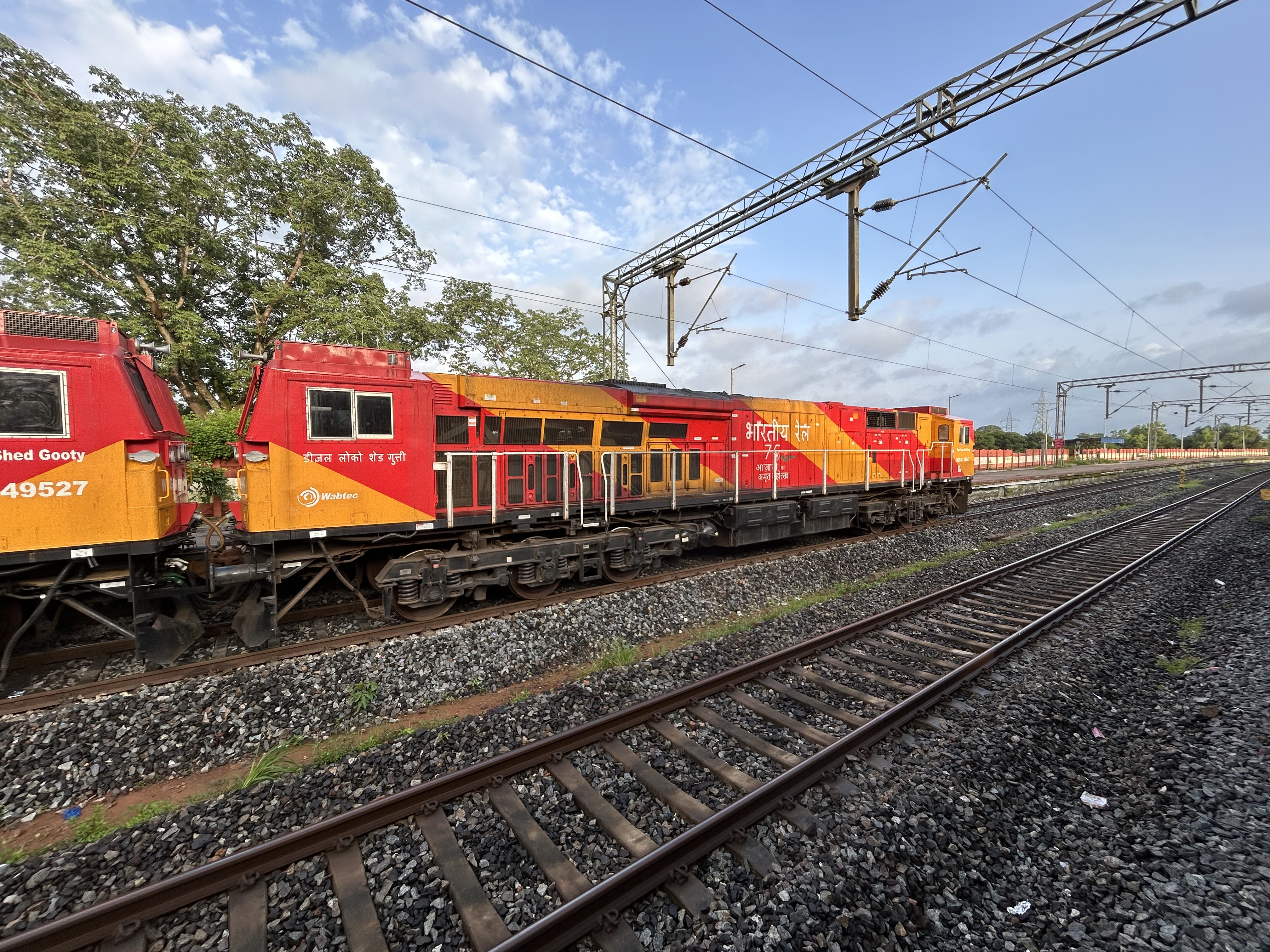 07523 Kakinada Port - Rajahmundry MEMU Passenger Special photo 2