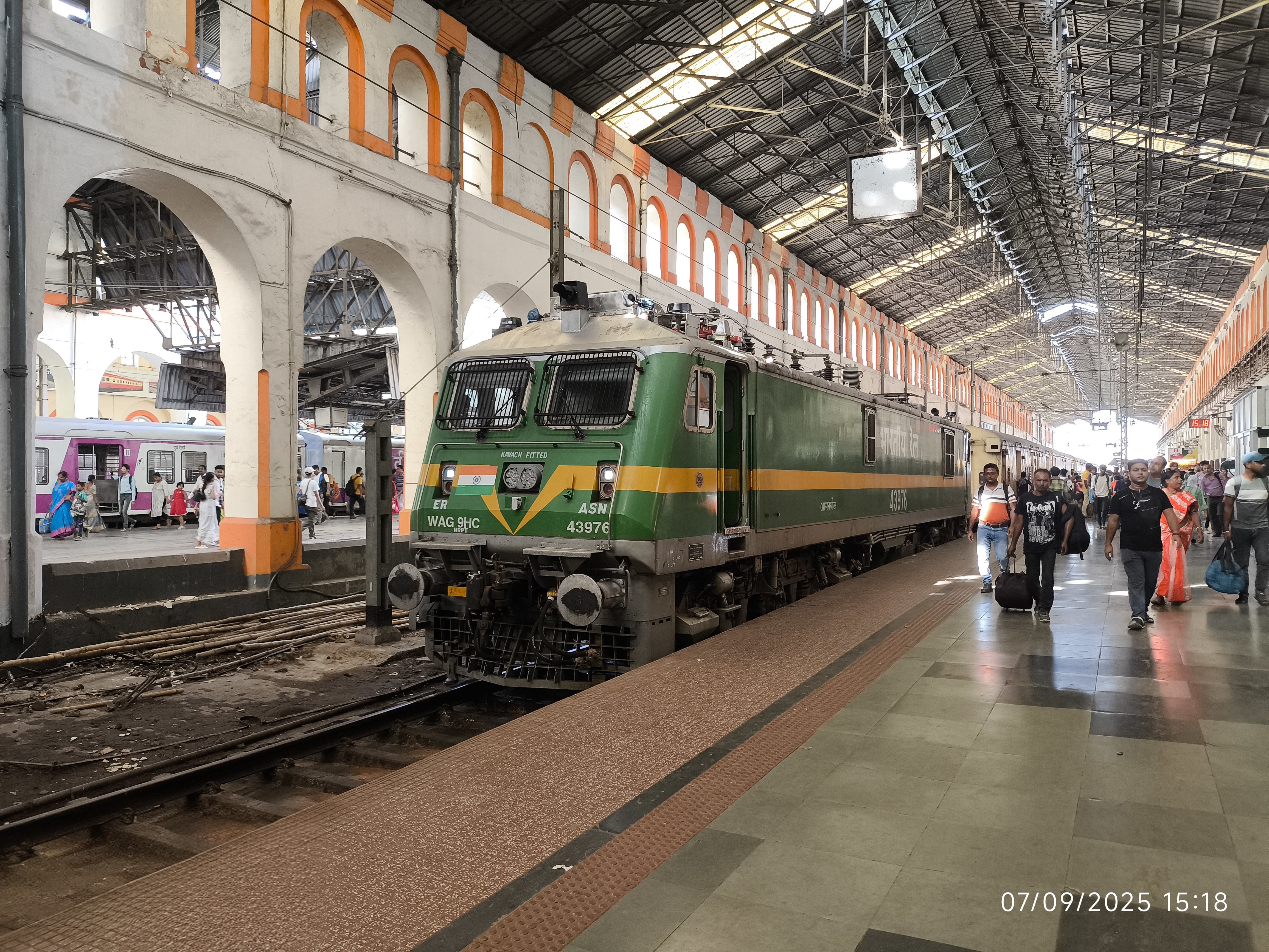 95109 S15 / Mumbai CSMT - Karjat Fast Local photo 4