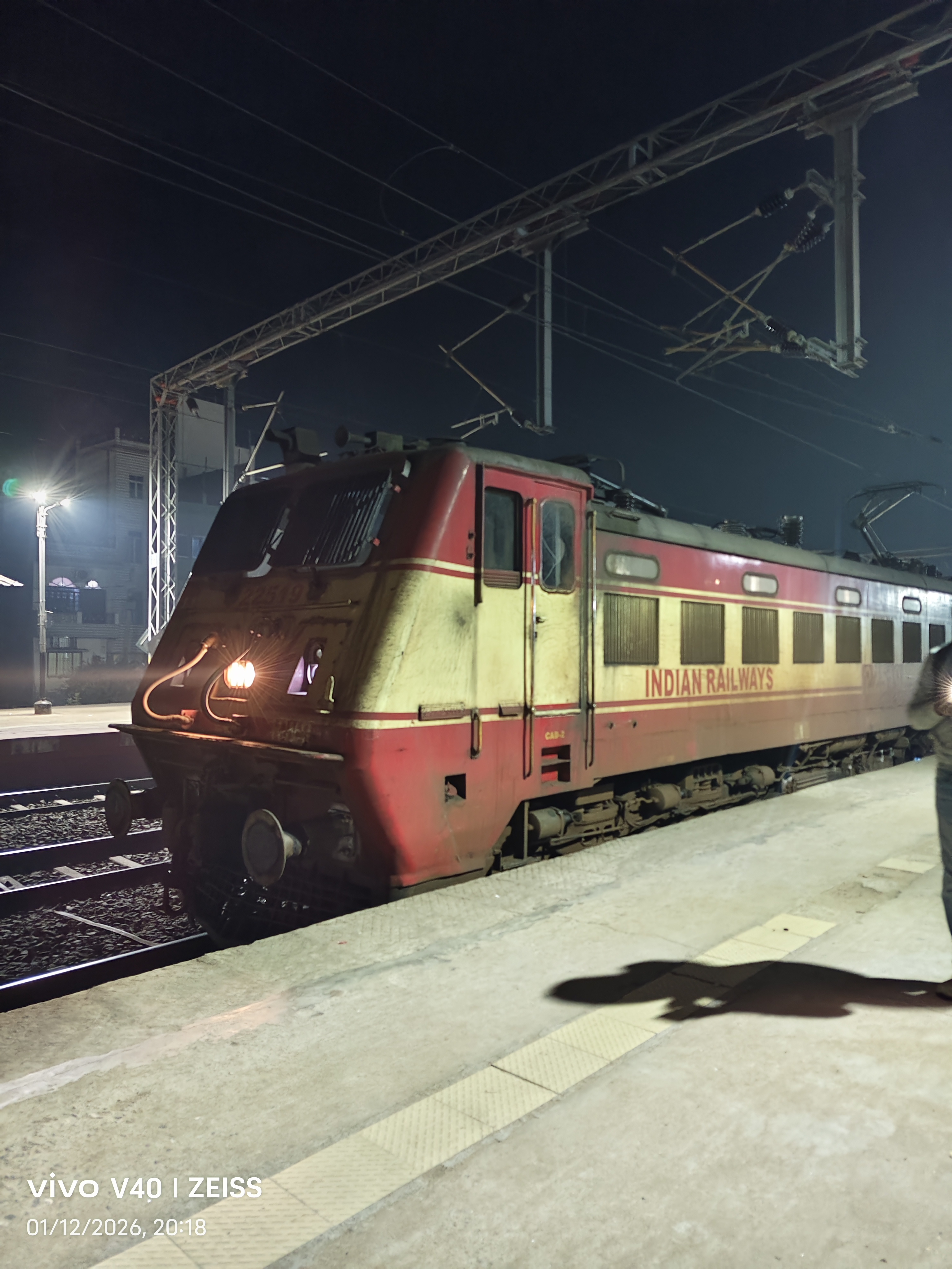 20951 Okha - Jaipur Weekly SF Express photo 1