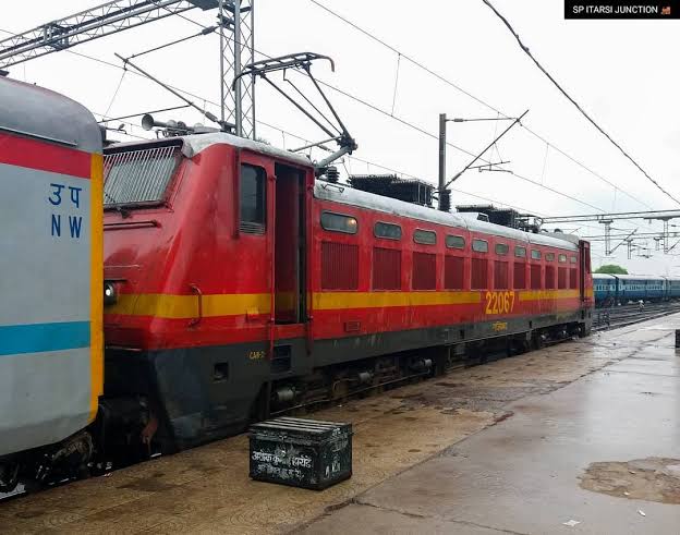 09721 Jaipur - Udaipur City Special Fare SF Special photo 7