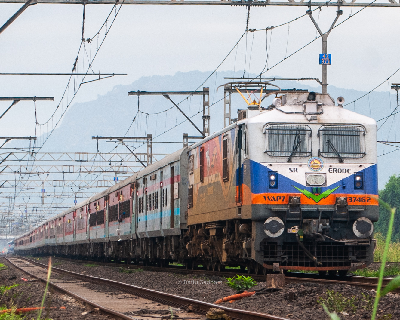 22199 Sushasan Express photo 8