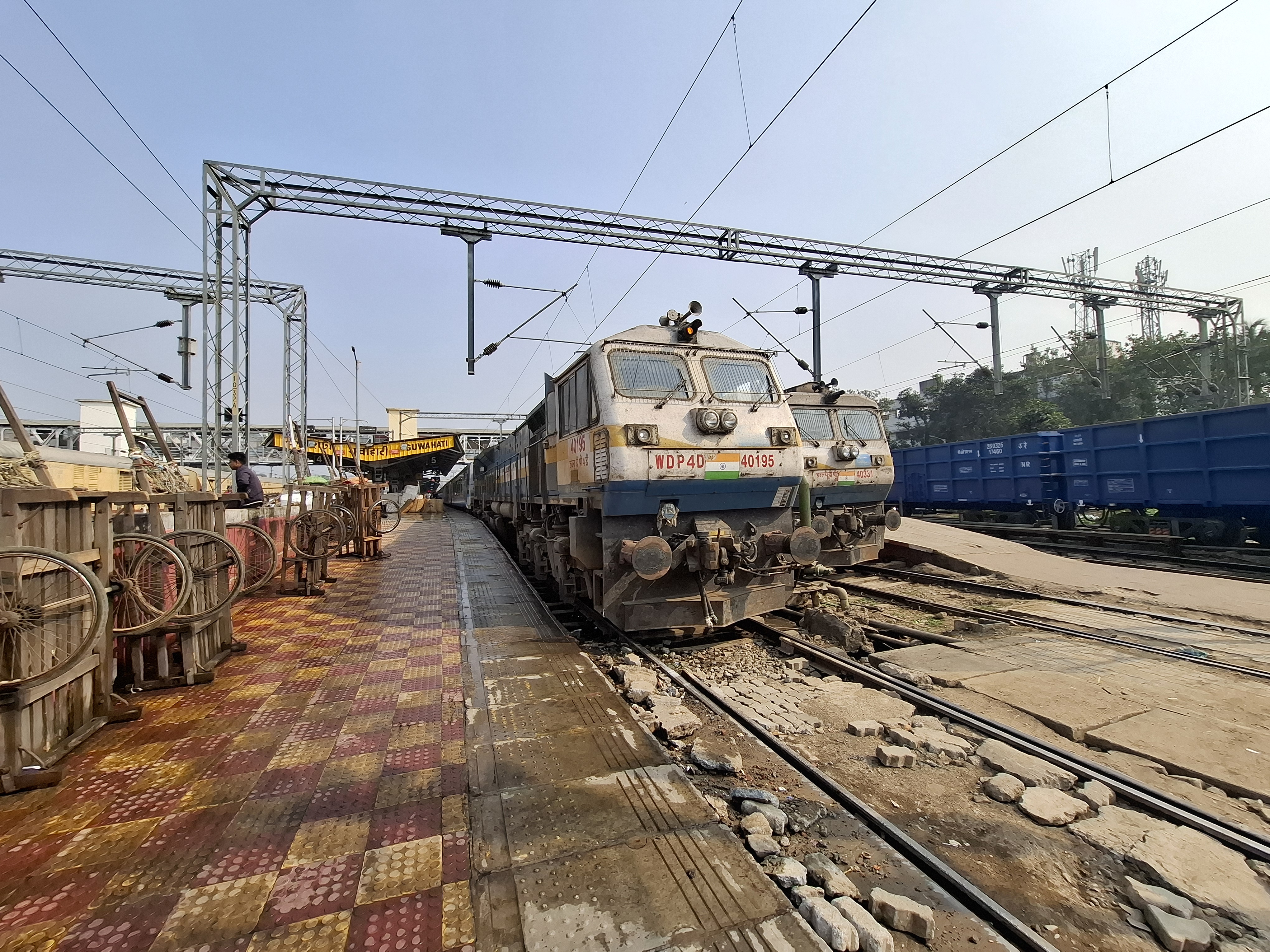 18010 Ajmer - Santragachi Weekly Express photo 3