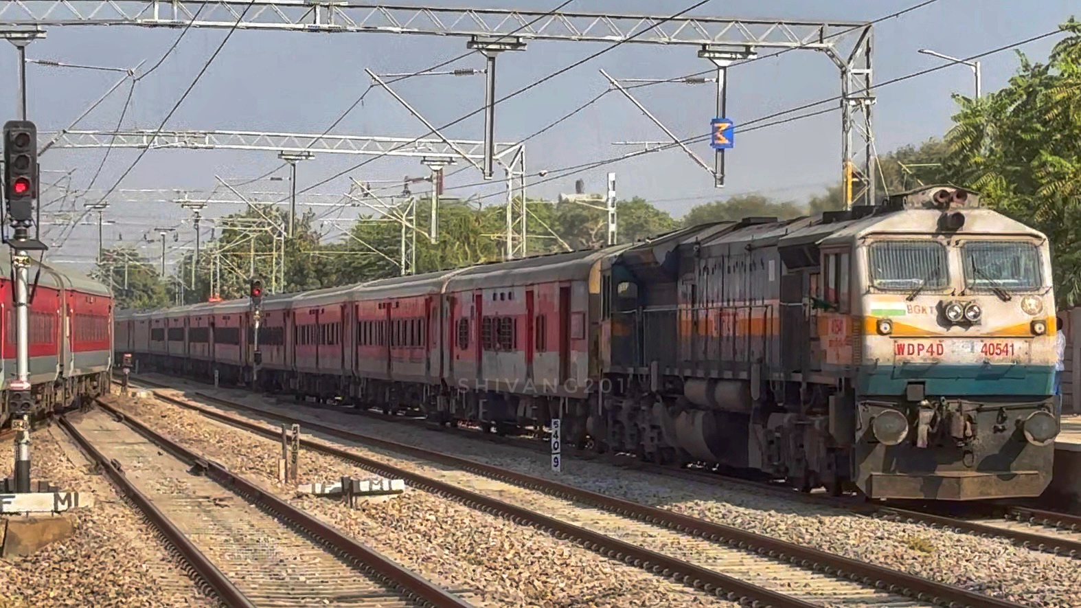 25014 Corbett Park Link Express photo 3
