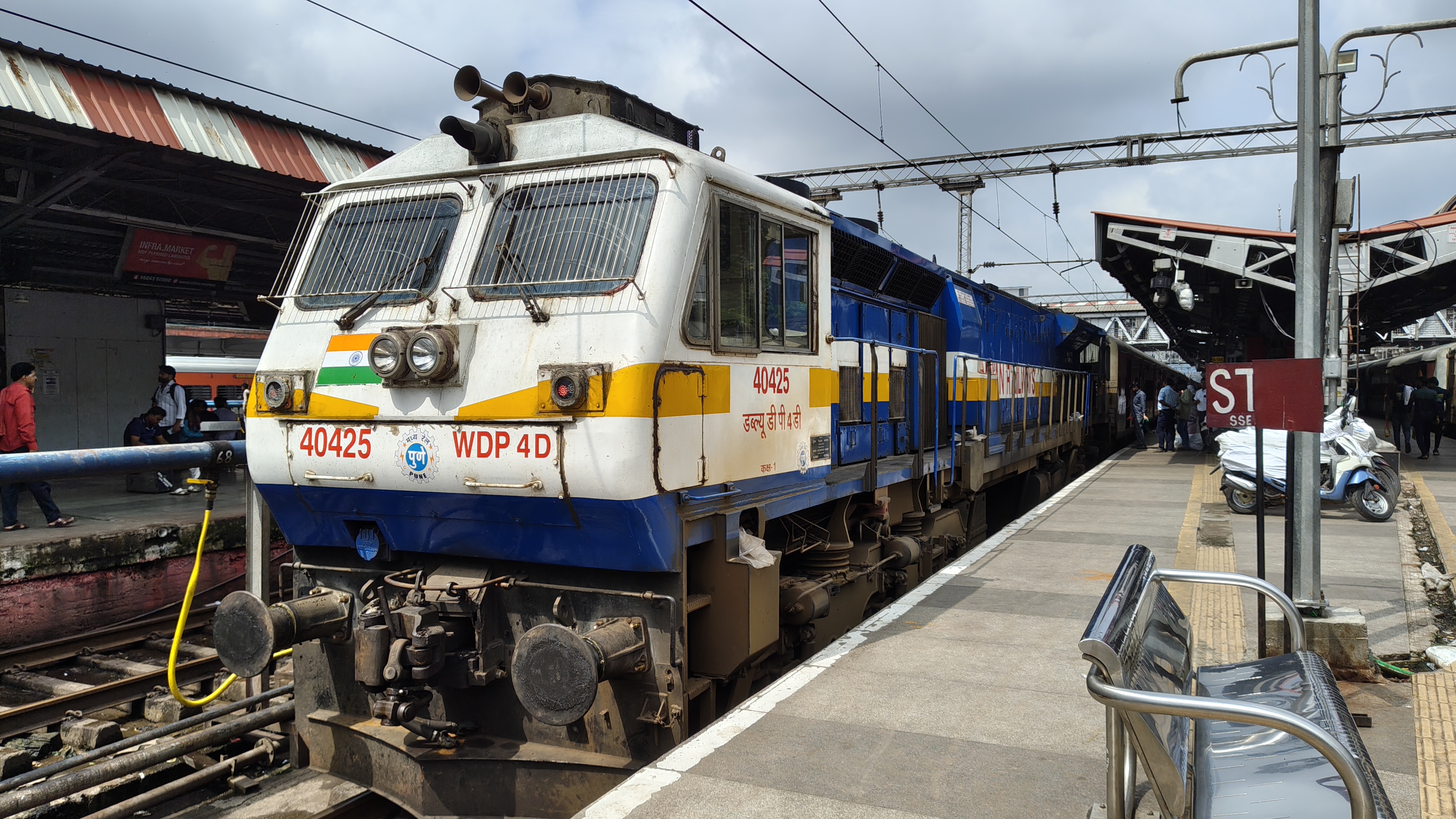 66541 Whitefield - KSR Bengaluru MEMU photo 7