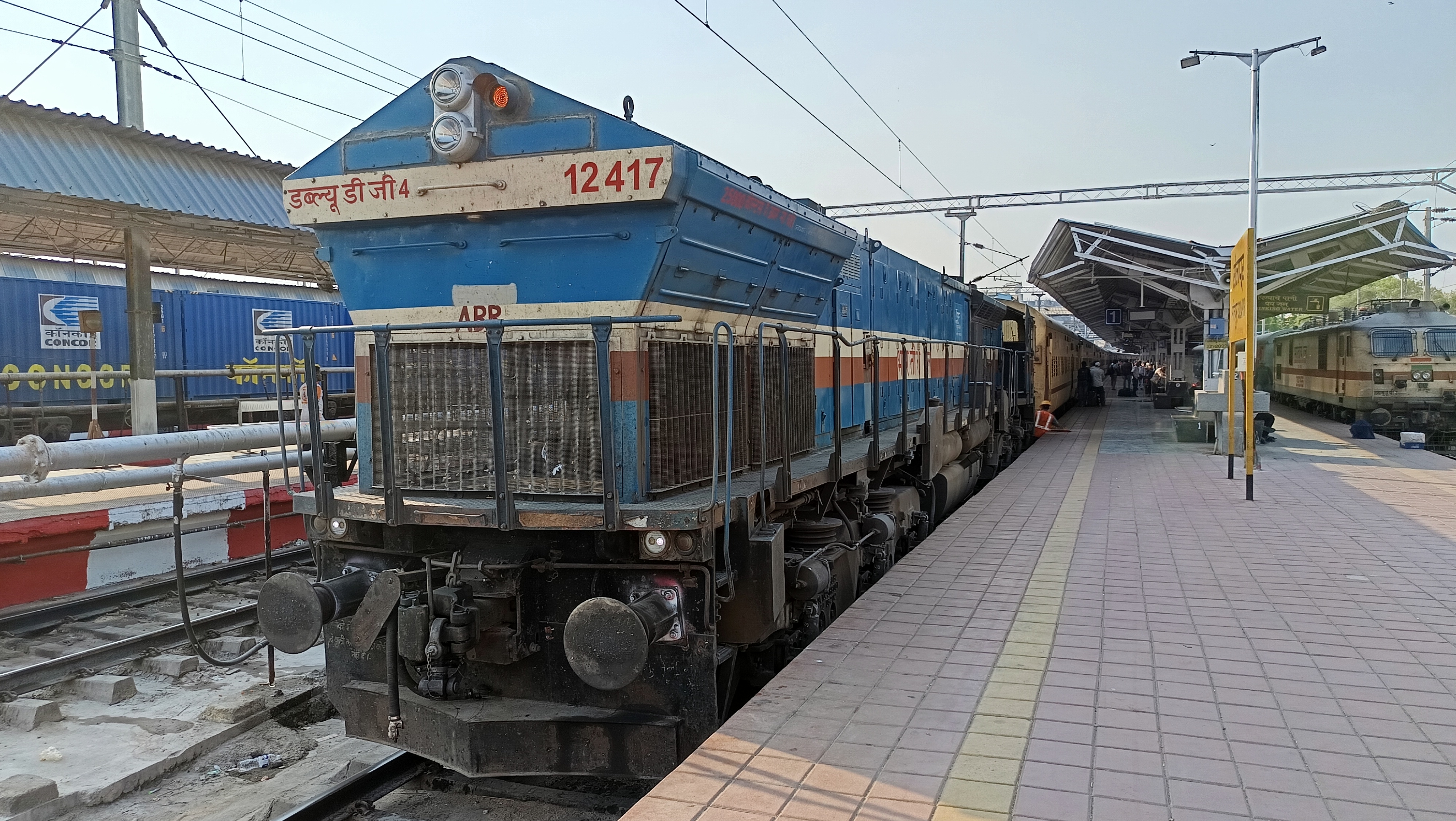43755 Chennai Beach - Pattabiram Military Siding East Depot EMU photo 7