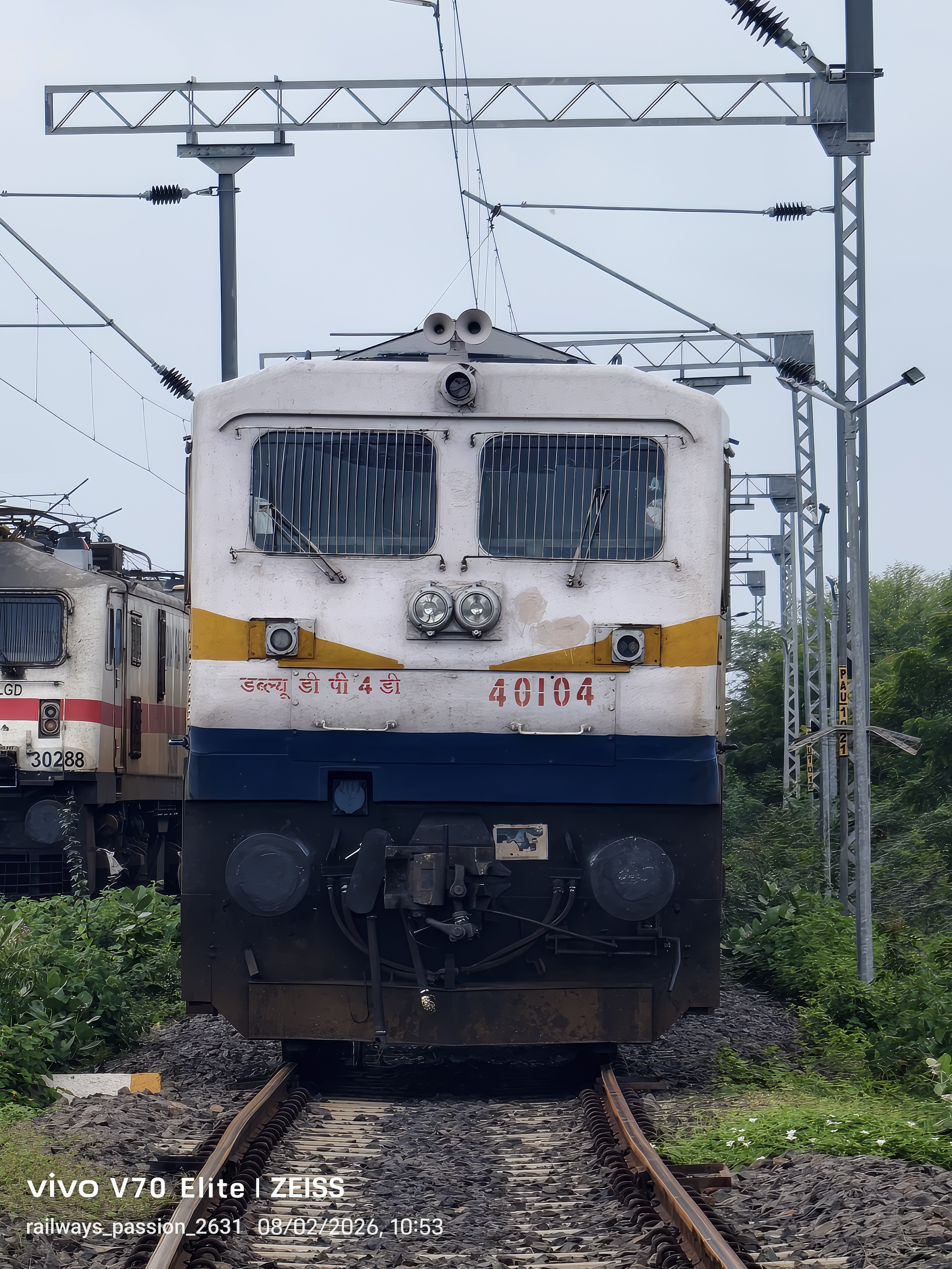 17637 Jalna - Tiruchanur Express photo 2
