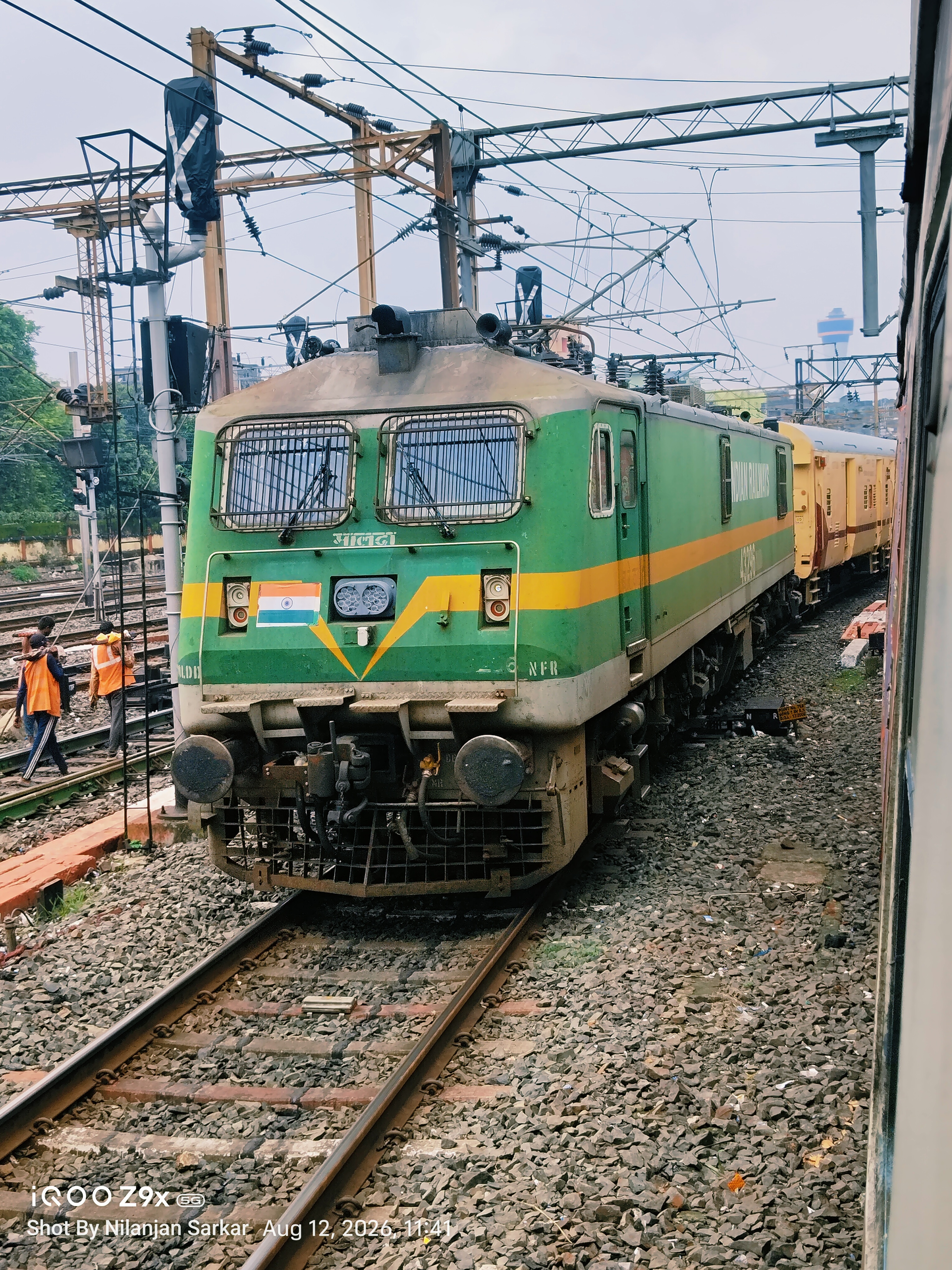 38053 Howrah - Haldia Galloping Local photo 7