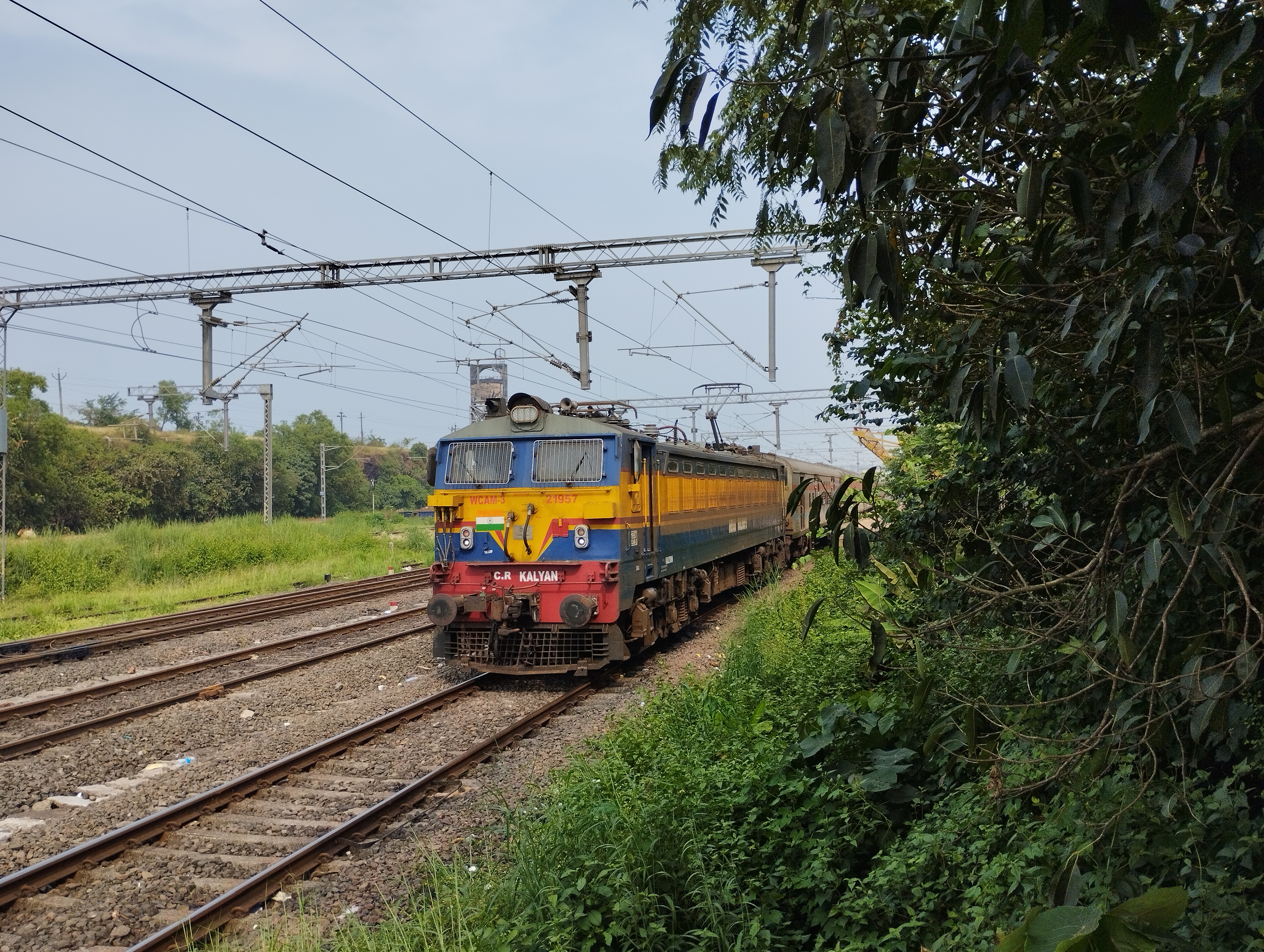 20927 Palanpur - Bhuj Intercity SF Express photo 5