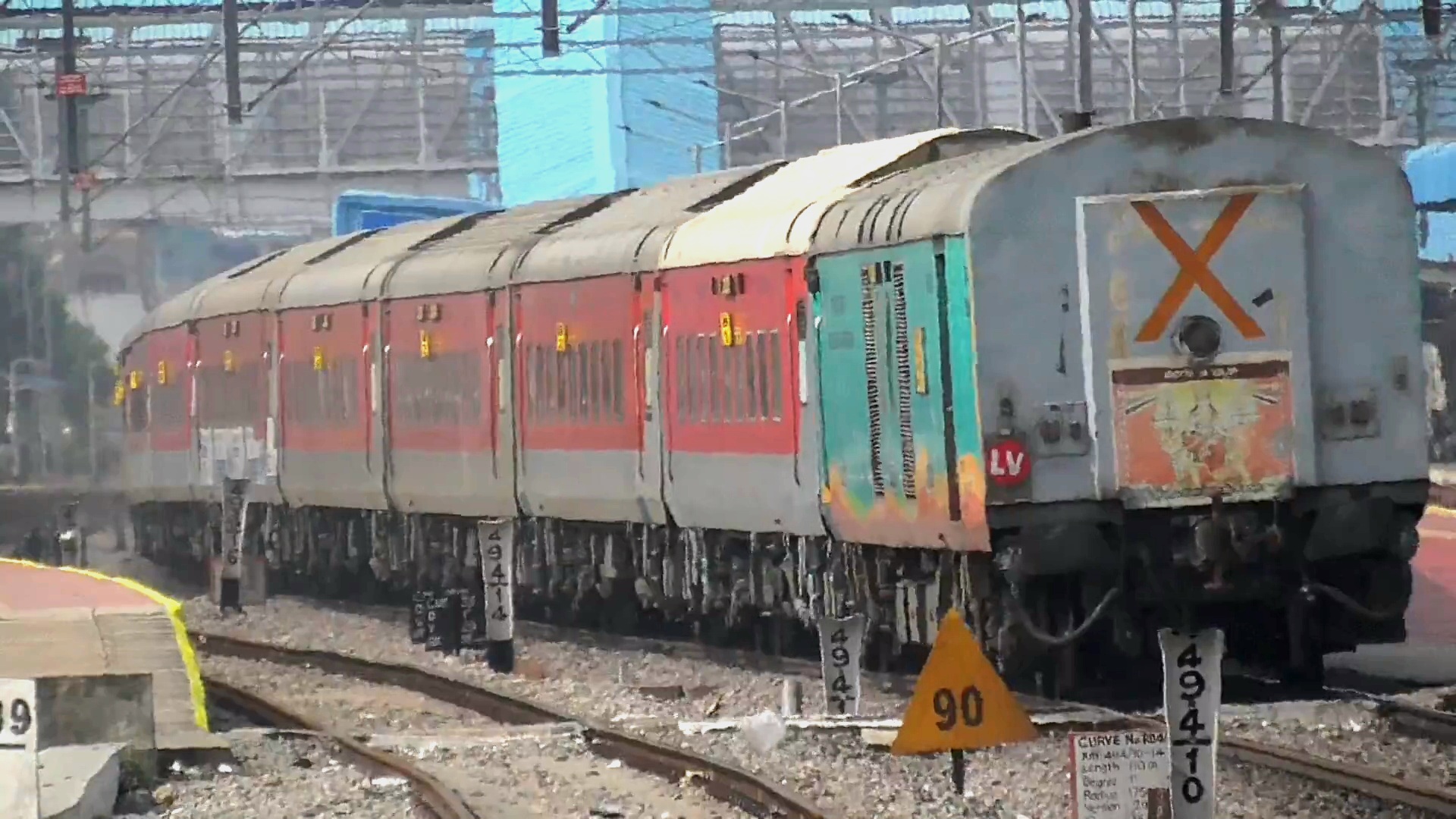 06509 KSR Bengaluru - Danapur Special Fare Clone Special photo 1