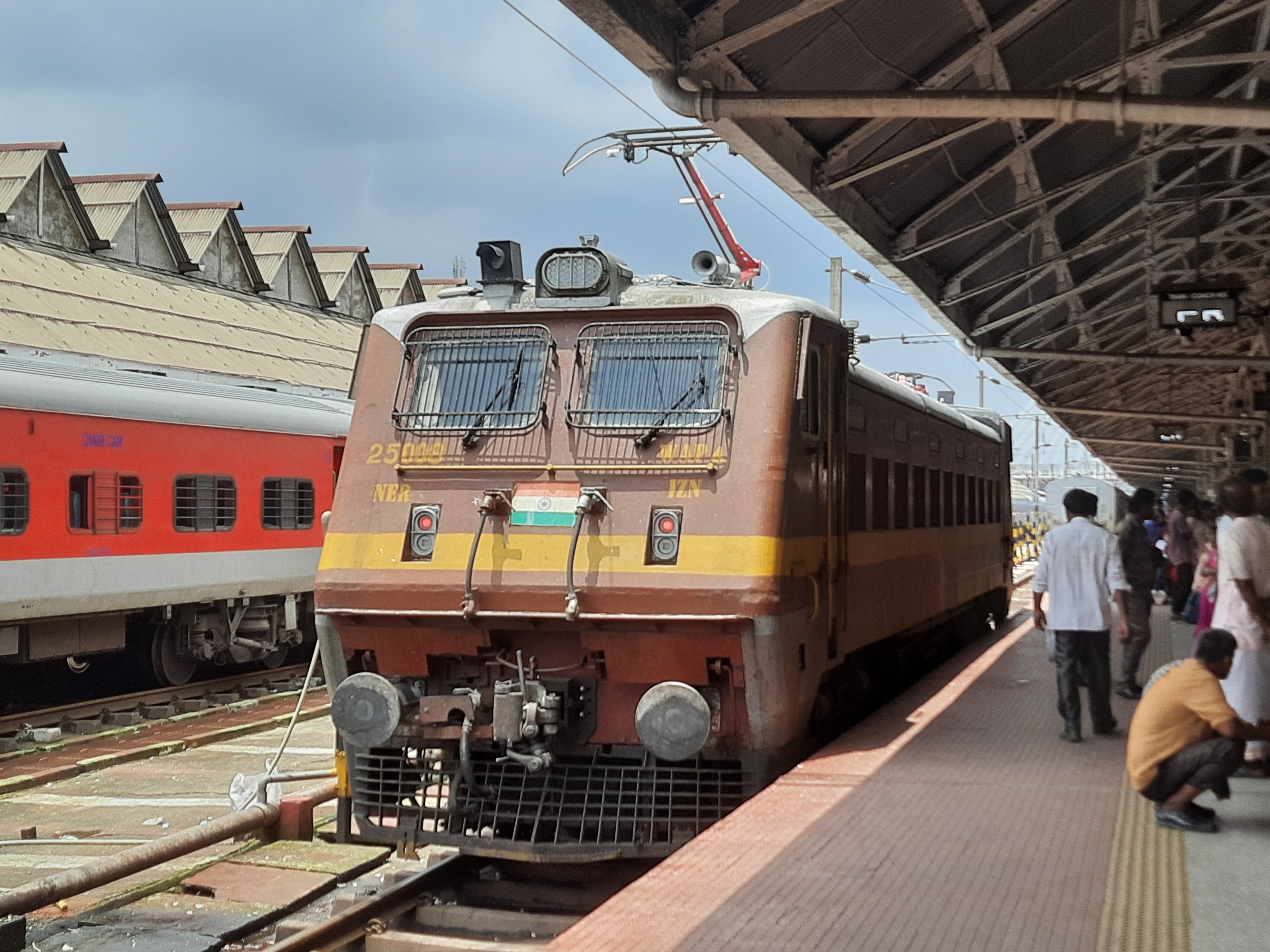 13019 Bagh Express photo 2