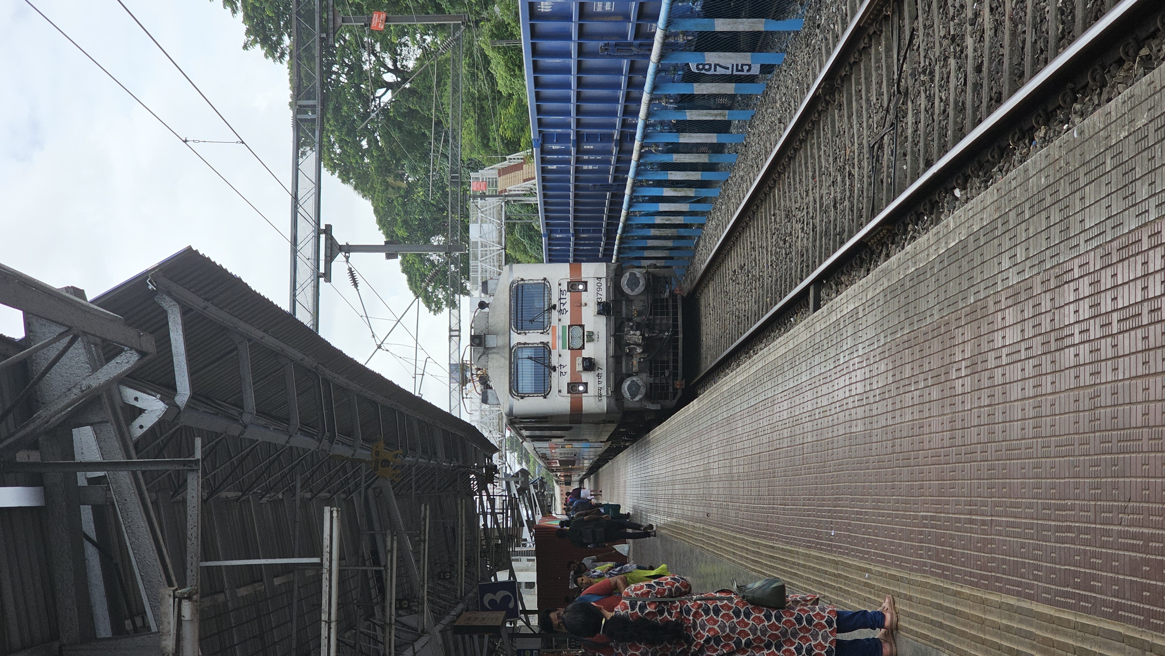 47151 Umdanagar - Lingampalli MMTS photo 3