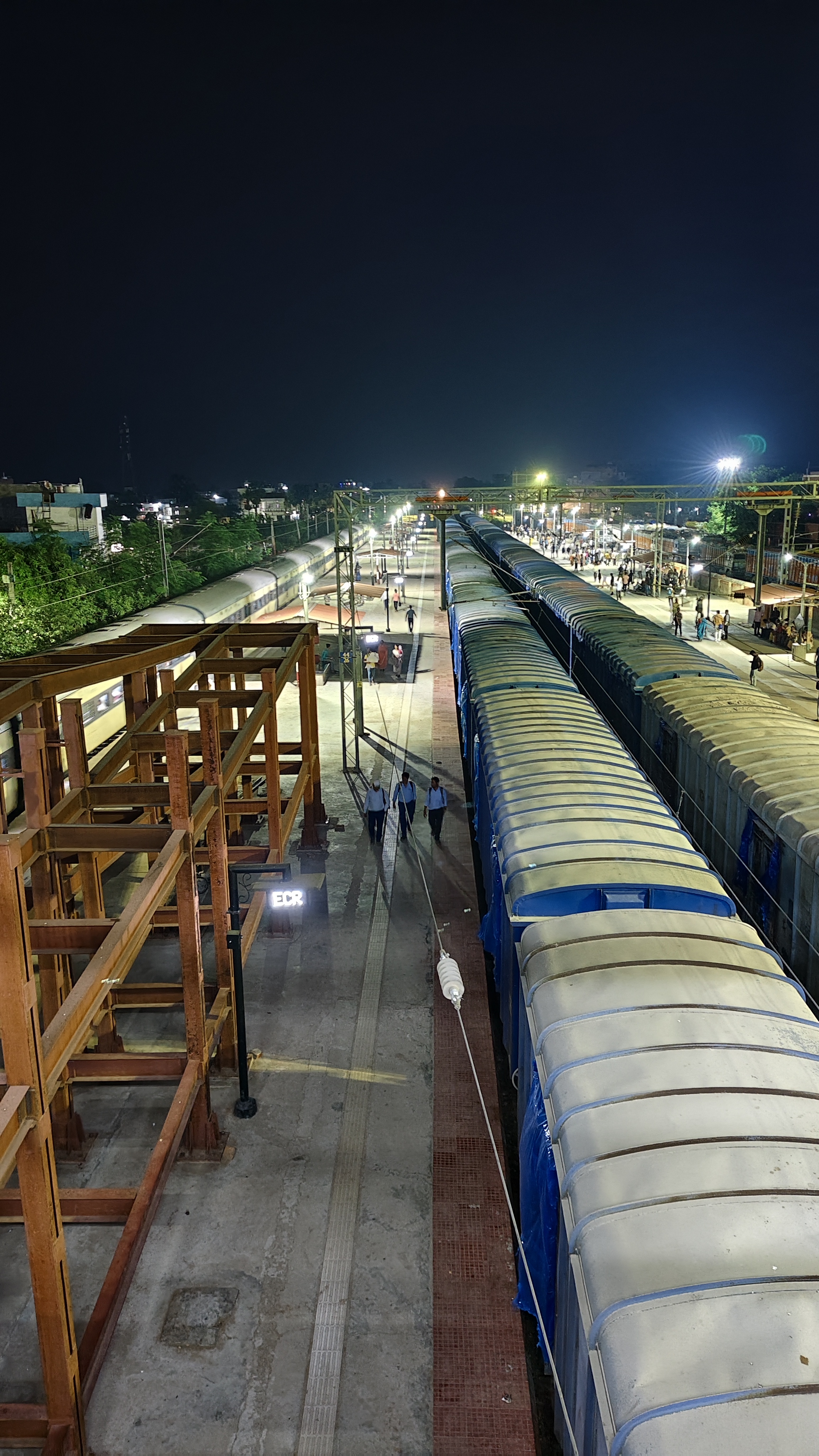 96633 TL35 / Mumbai CSMT - Titvala Slow Local photo 2