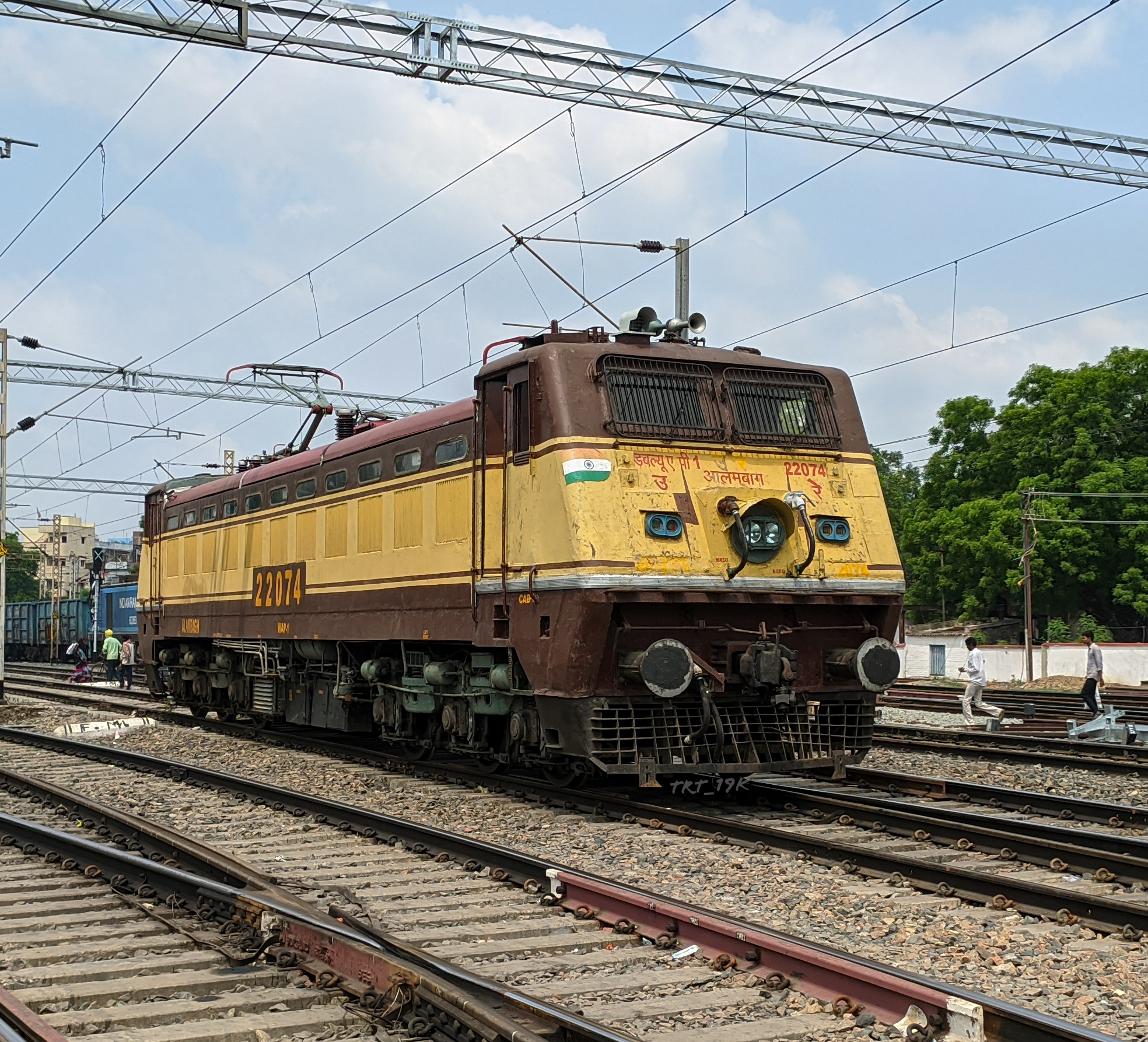 42007 Chennai Central Suburban - Gummidipundi EMU photo 7
