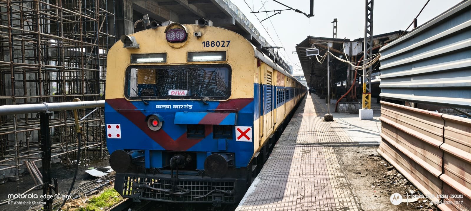 61017 Diva - Panvel MEMU photo 2