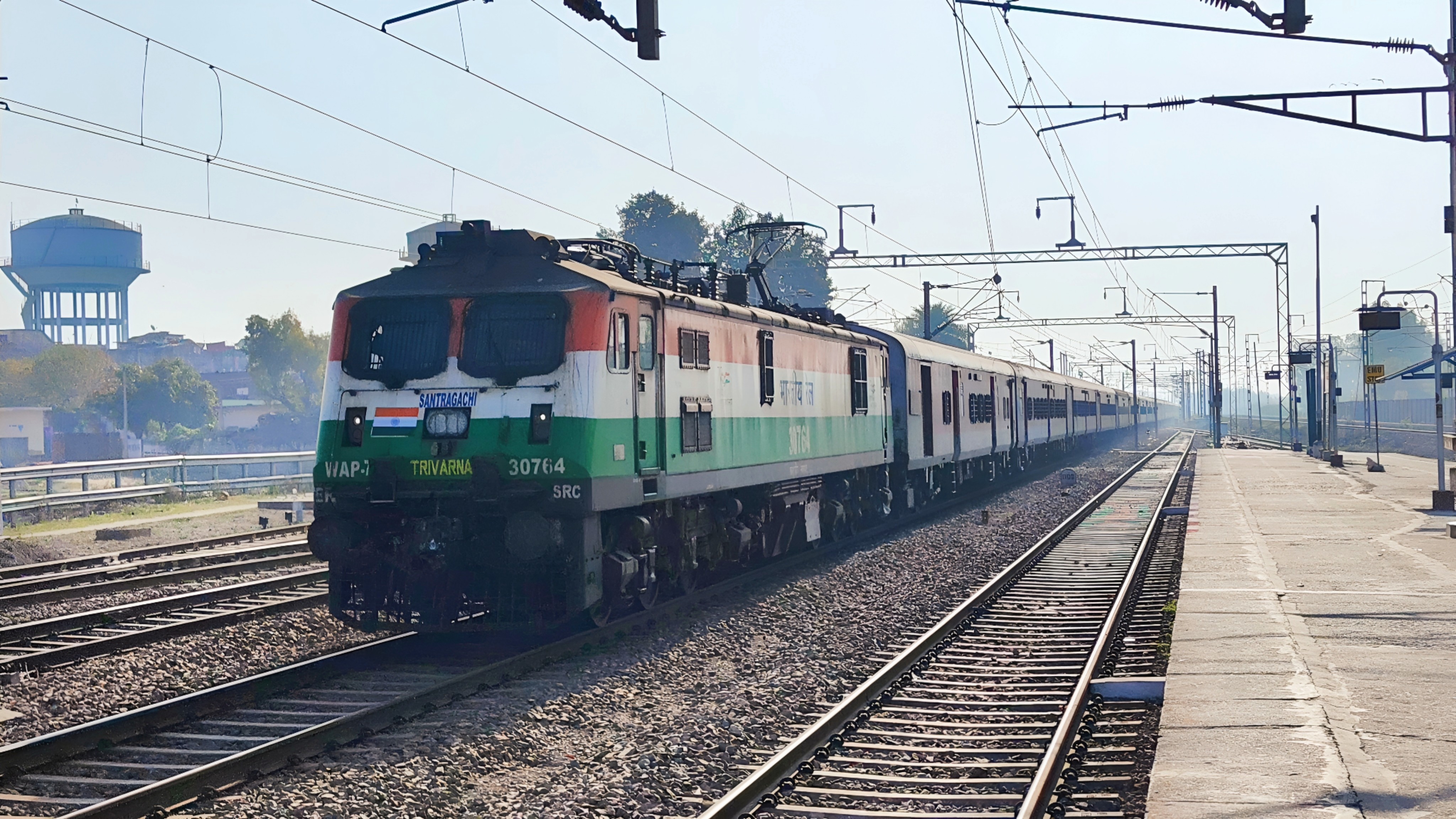 55661 Maishashan - Silchar Passenger photo 8