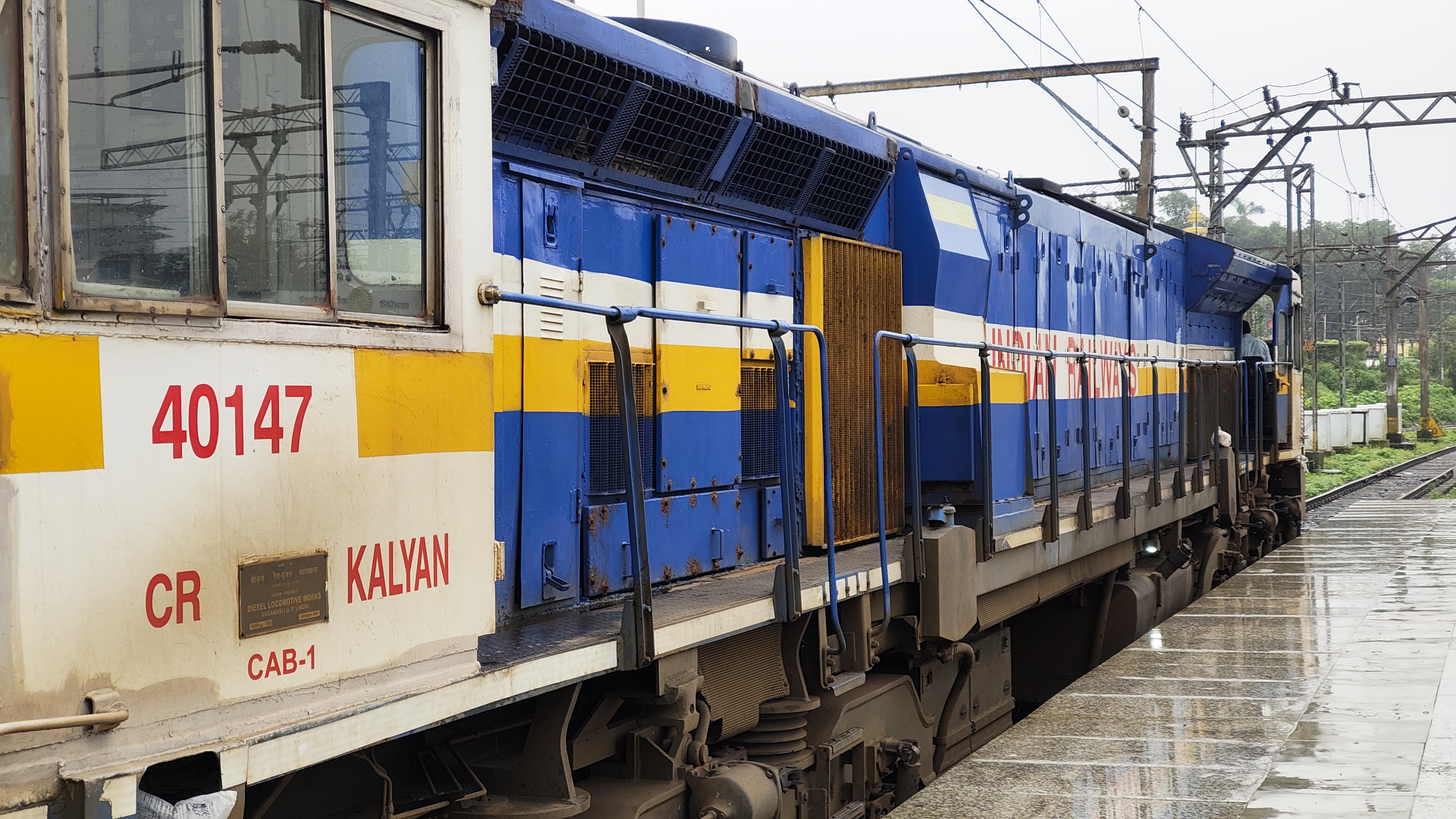 22199 Sushasan Express photo 7