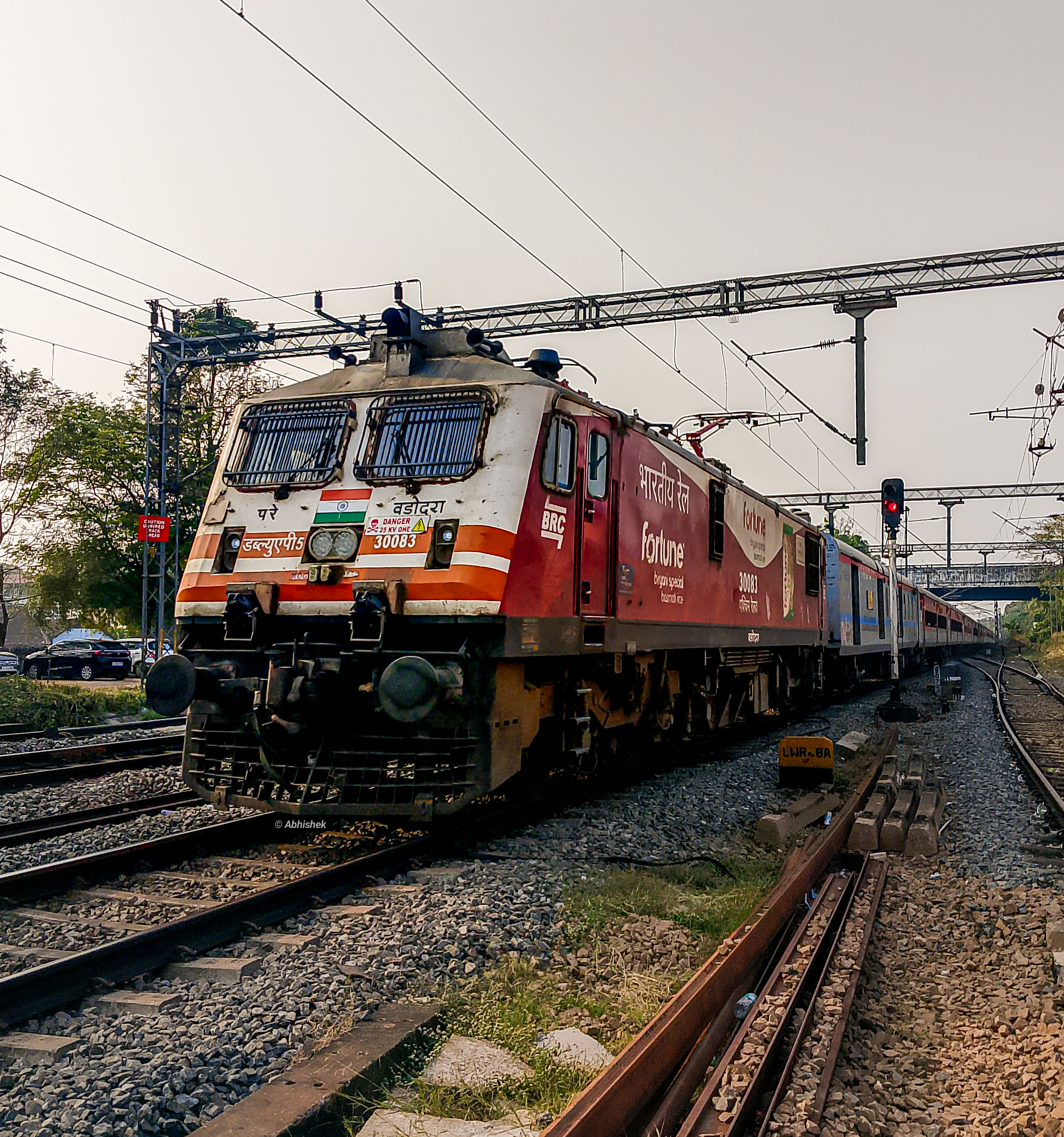 51885 Bina - Damoh Passenger photo 5
