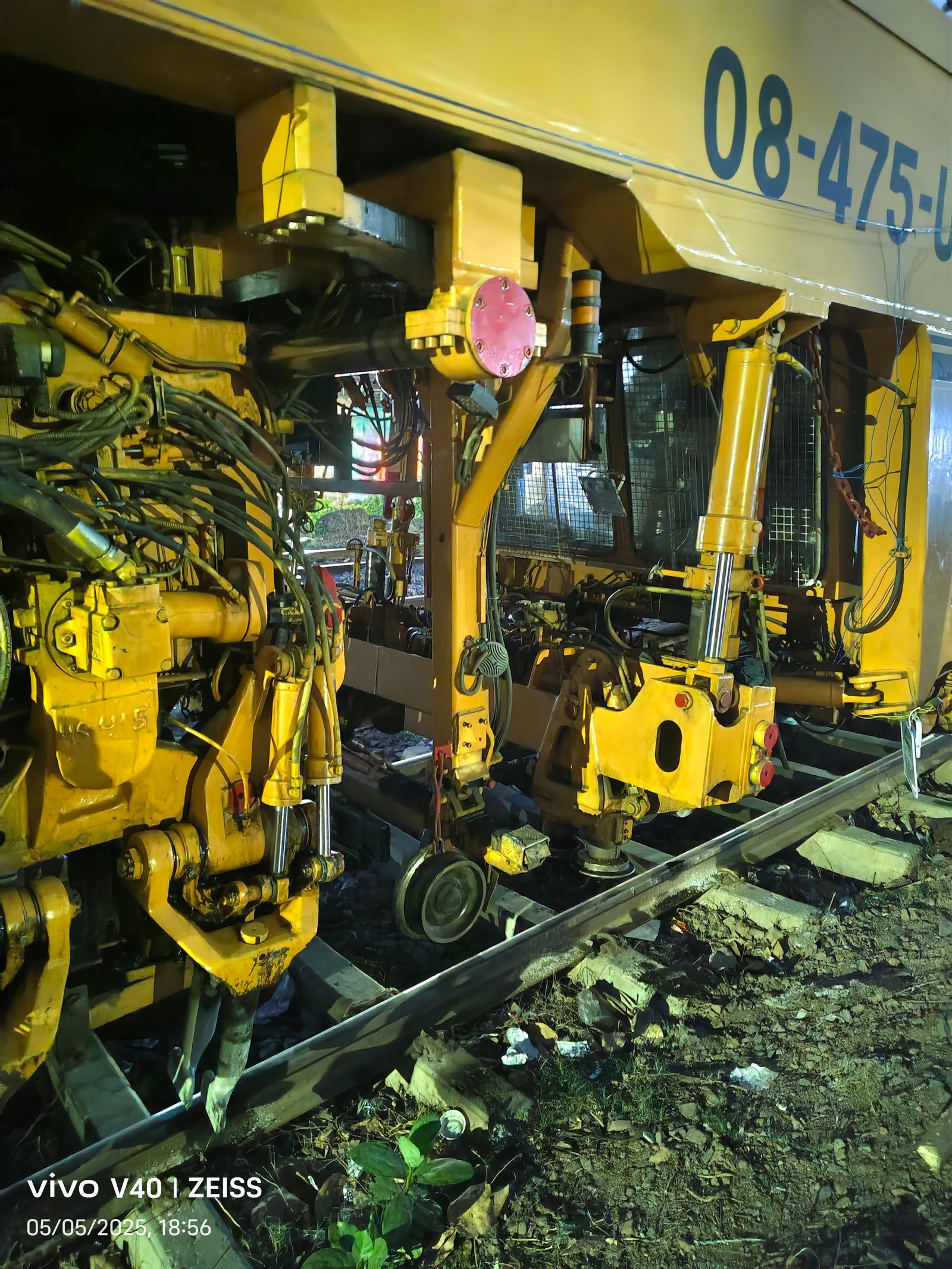 74001 Delhi - Rewari DEMU photo 2