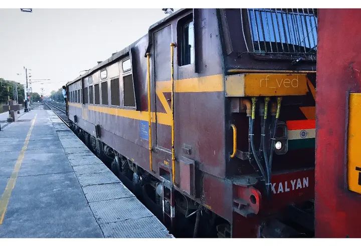 53015 Katwa - Azimganj Passenger photo 8