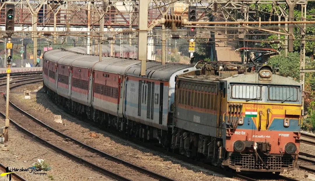 75301 Izzatnagar - Tanakpur DEMU photo 8