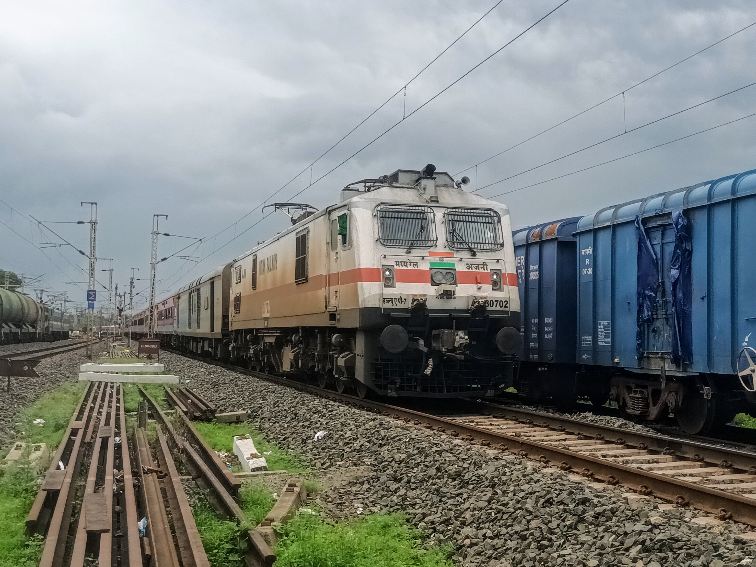 11705 Jabalpur - Rewa Express photo 8