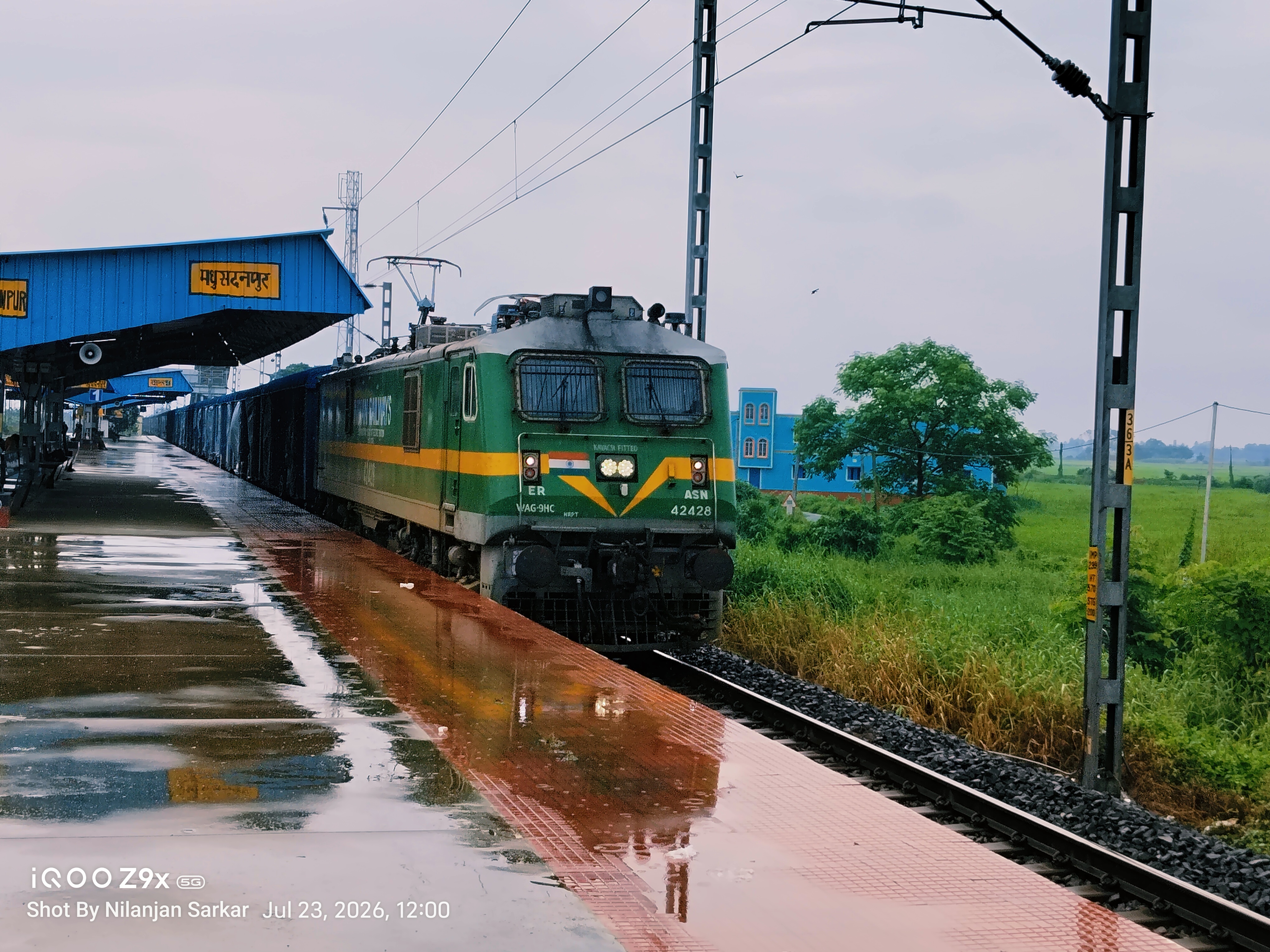 13511 Adityapur - Asansol Express photo 1
