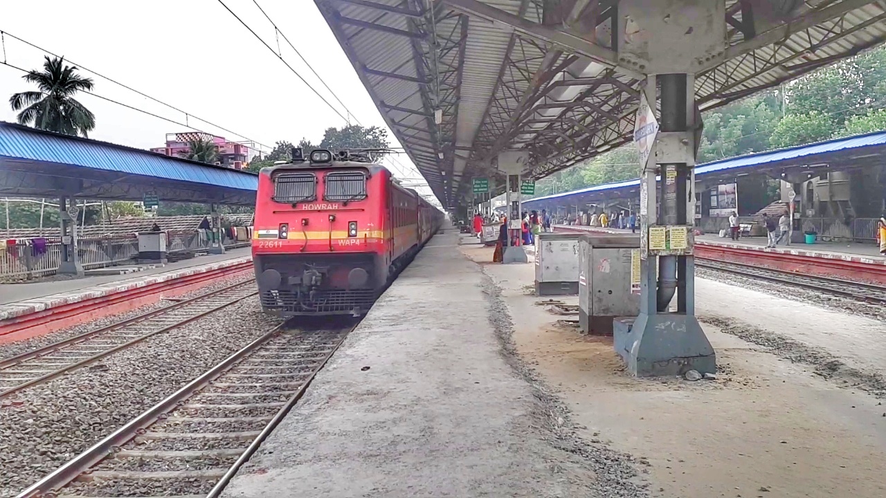 53015 Katwa - Azimganj Passenger photo 5
