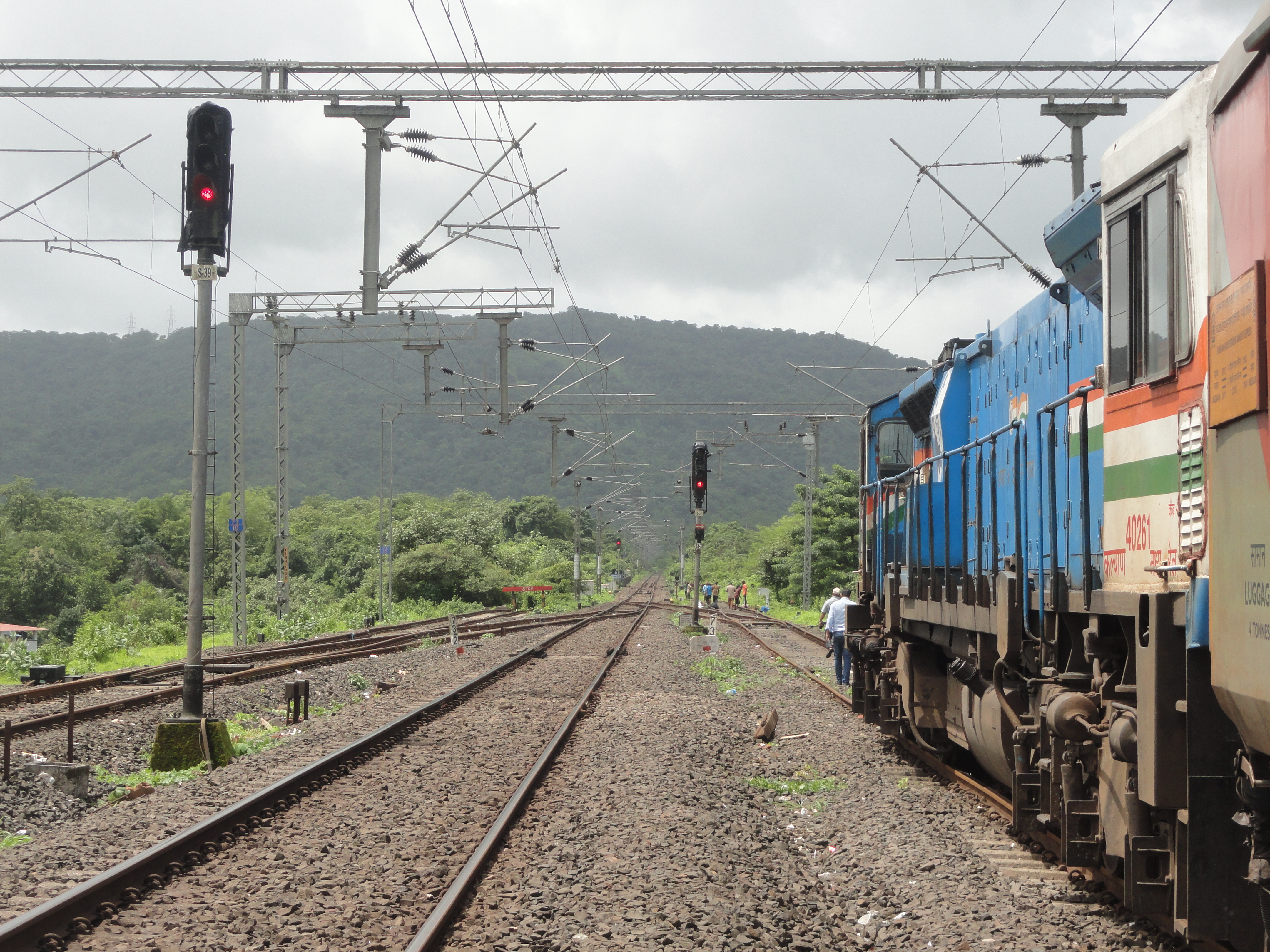 15041 Farrukhabad - Kasganj Express photo 7