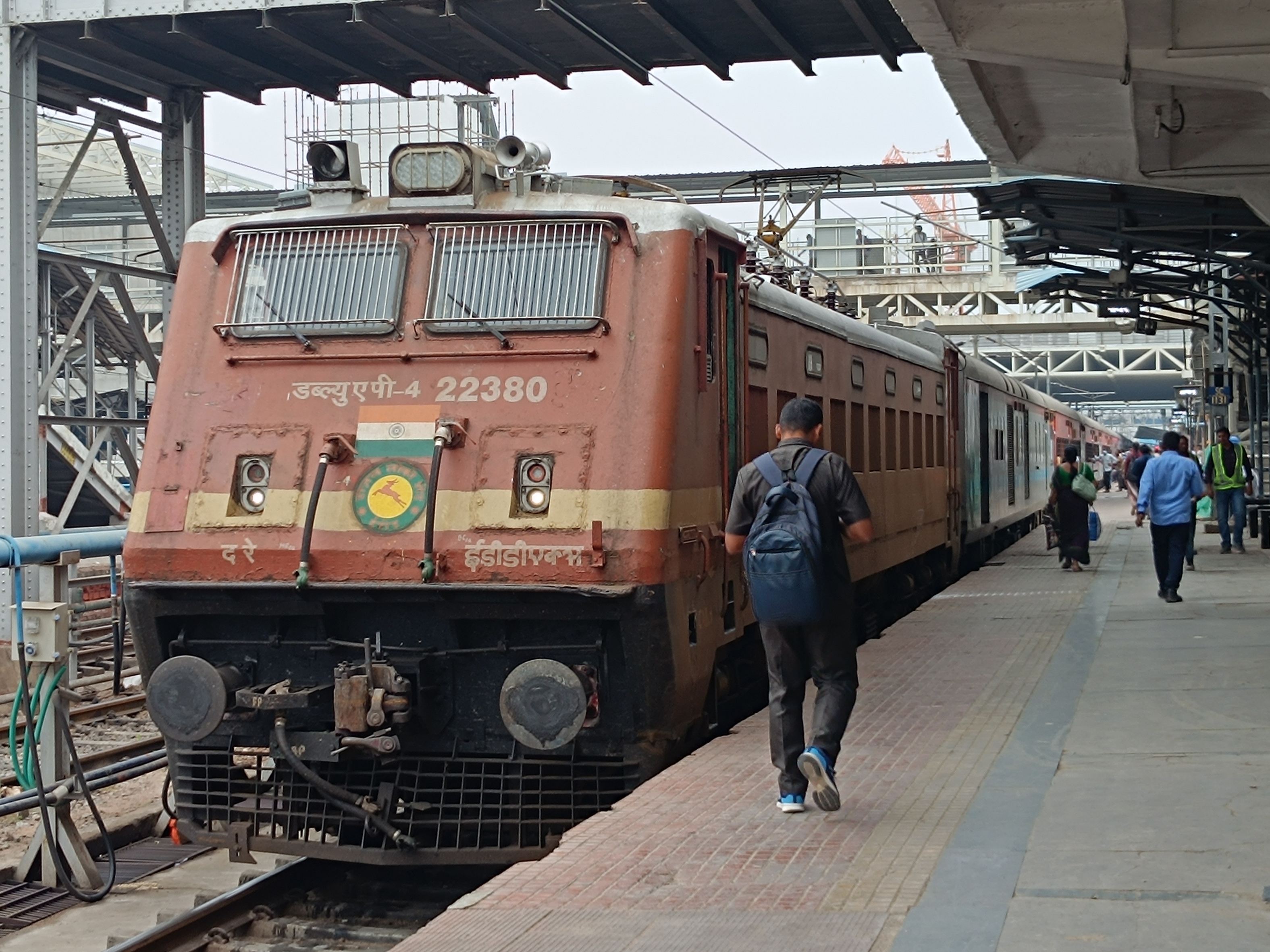 12713 Satavahana SF Express photo 5