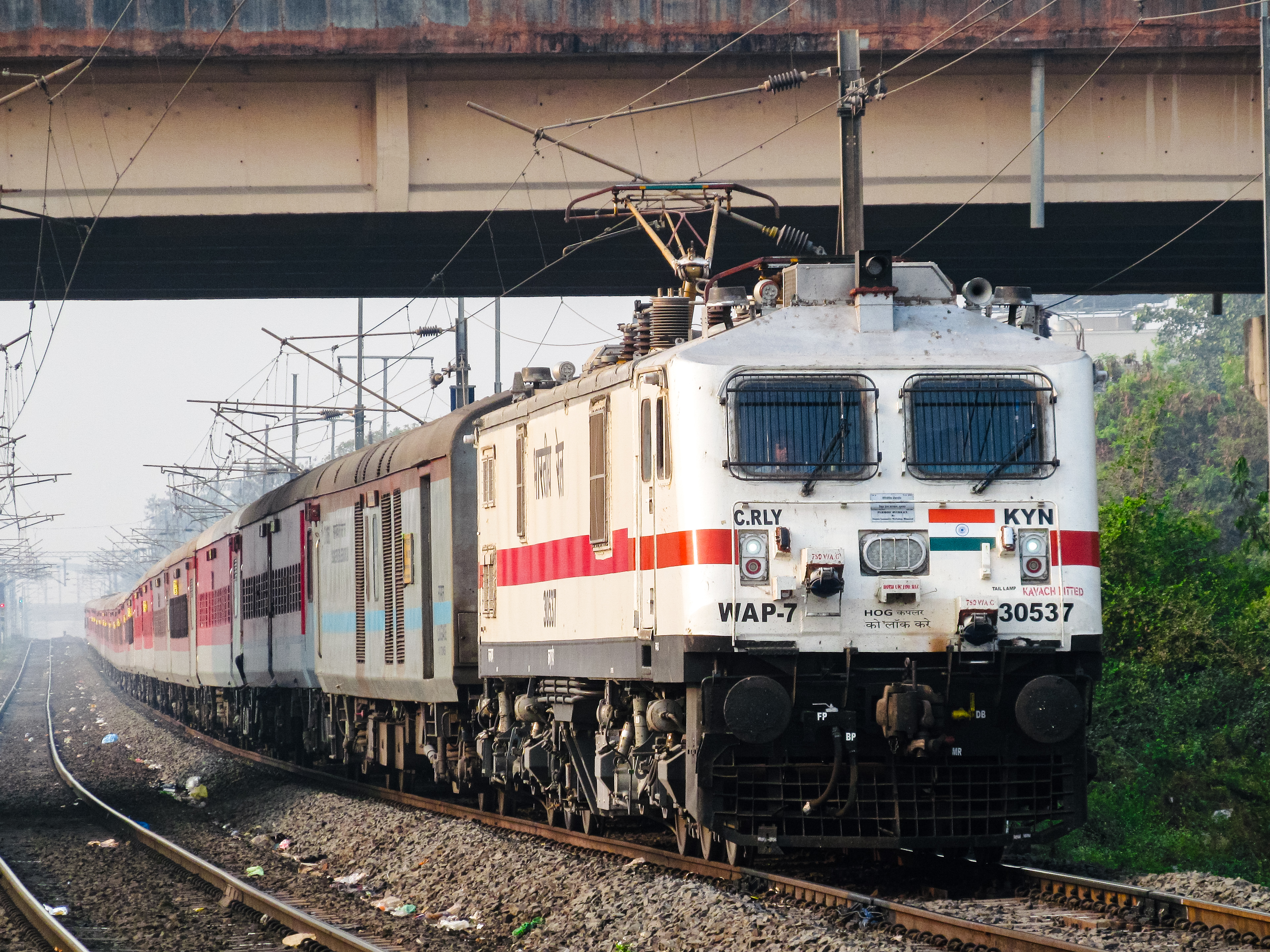 54420 Rewari - Delhi Passenger photo 7
