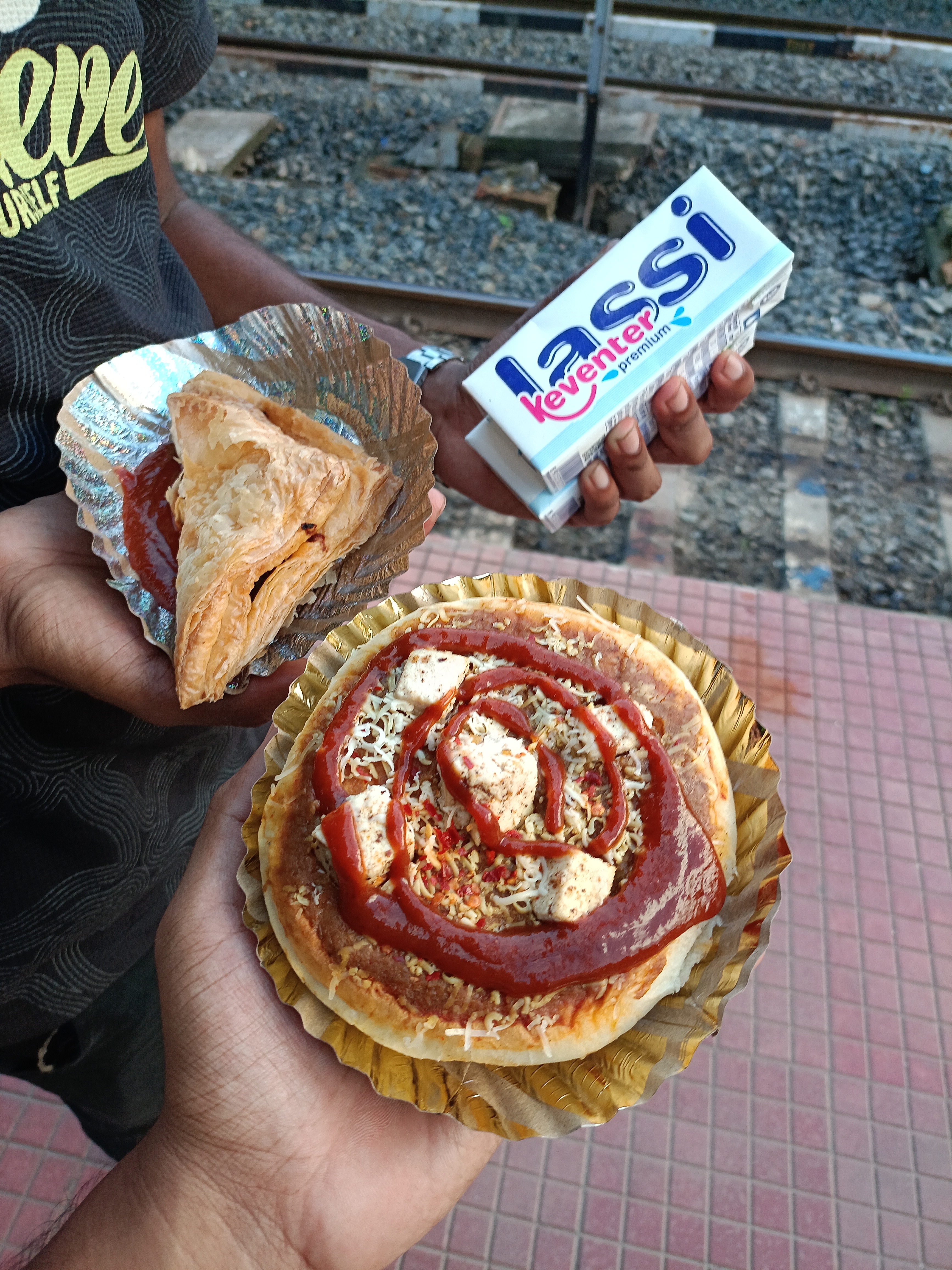 04253 Prayag - Ayodhya Cantt. Mela Special photo 5