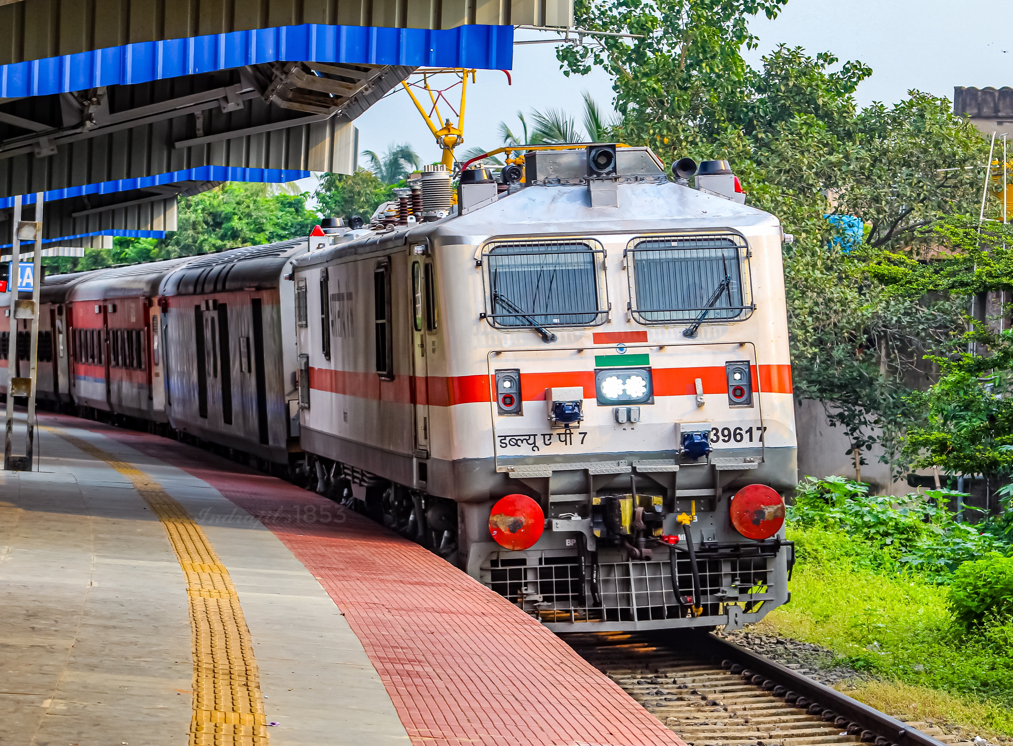 09084 Bhagat ki Kothi - Mumbai Central Special Fare AC Special photo 4