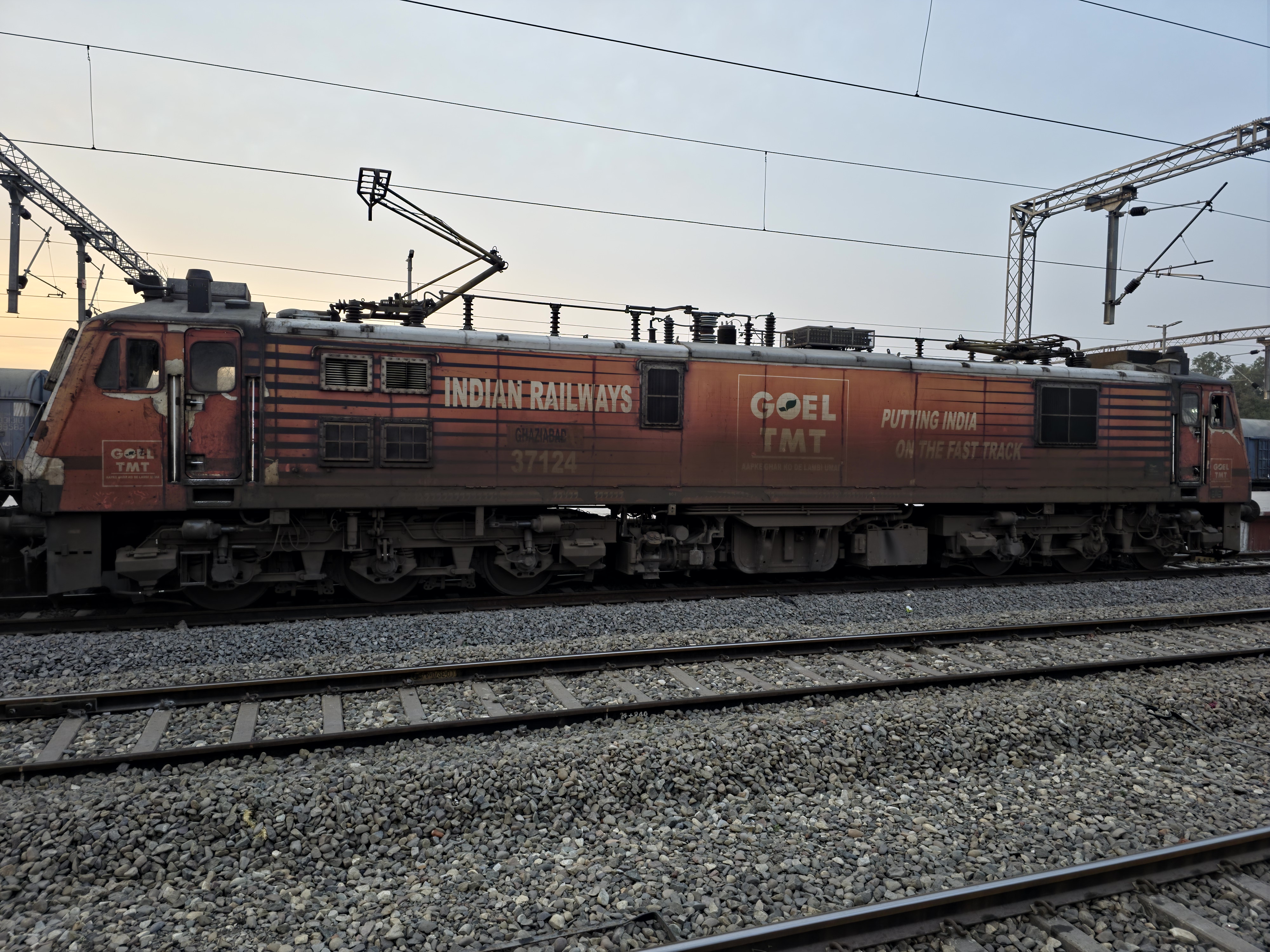 95103 S7 / Mumbai CSMT - Karjat Fast Local photo 4