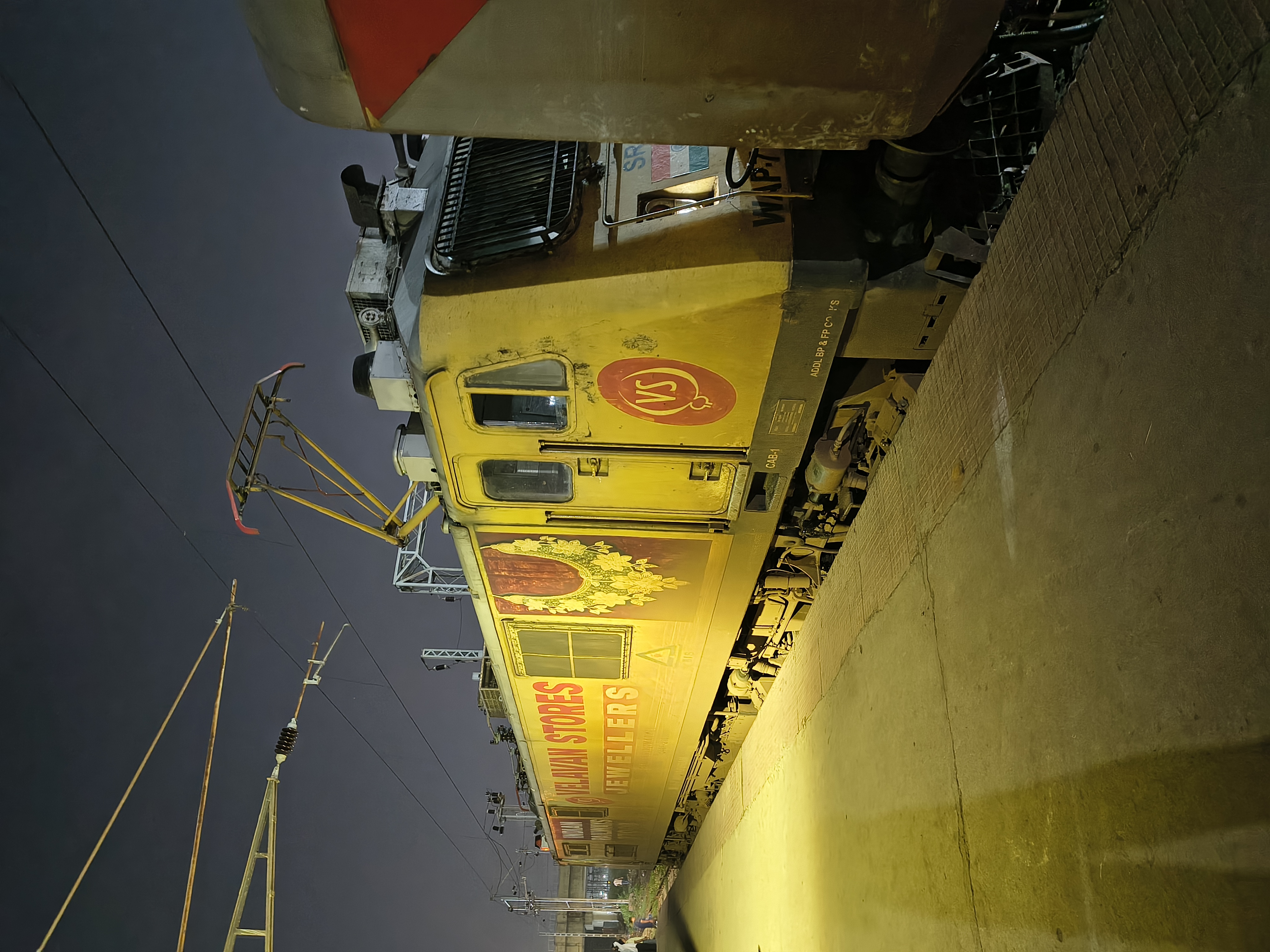 12393 Sampoorna Kranti Express photo 4