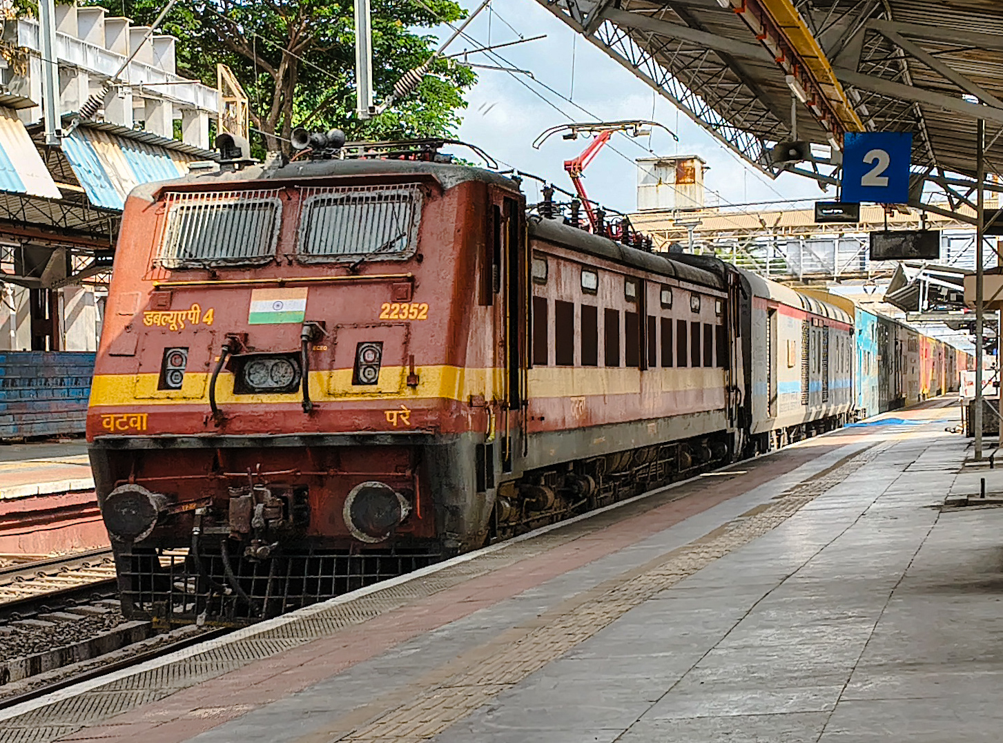 20967 Secunderabad - Porbandar Weekly SF Express photo 1
