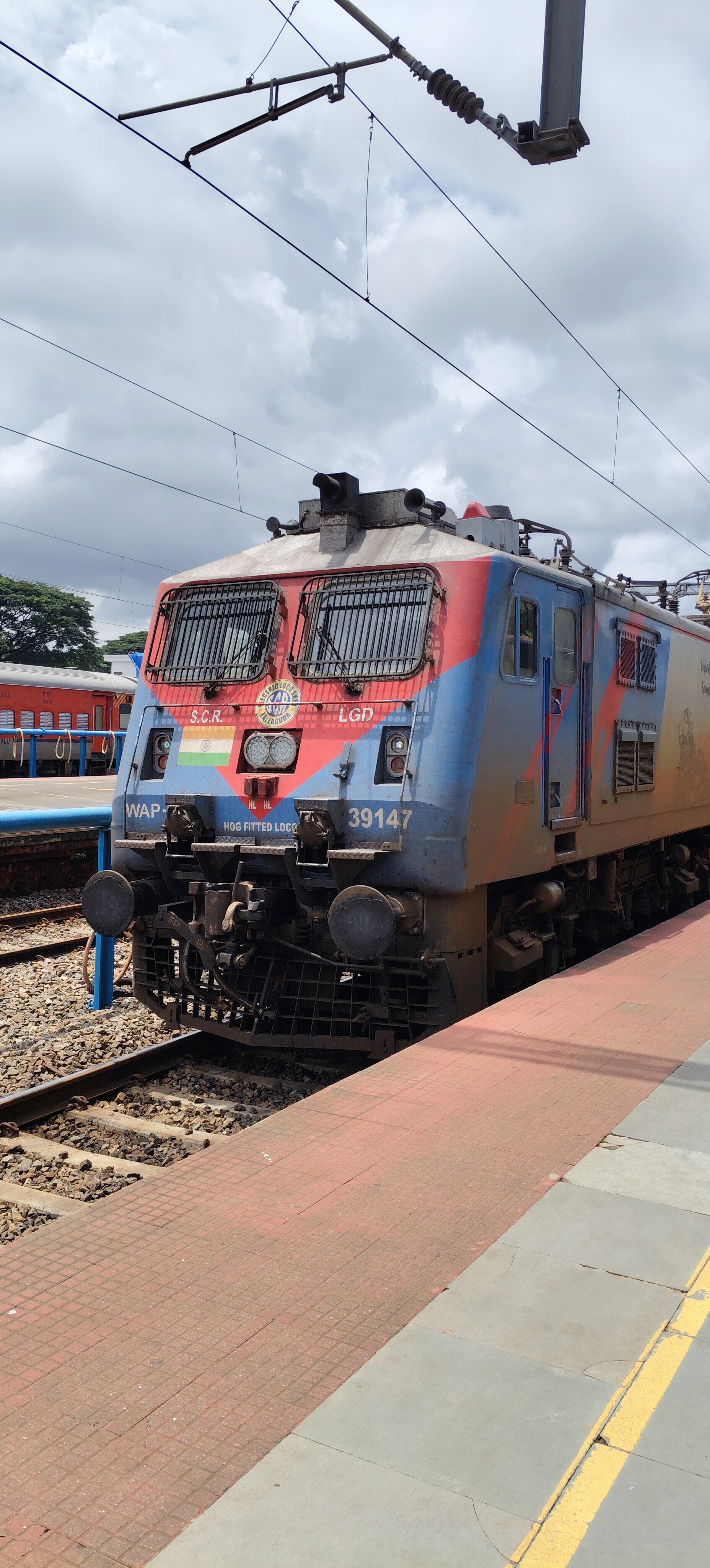 74841 Bhagat Ki Kothi - Bhildi DEMU photo 2