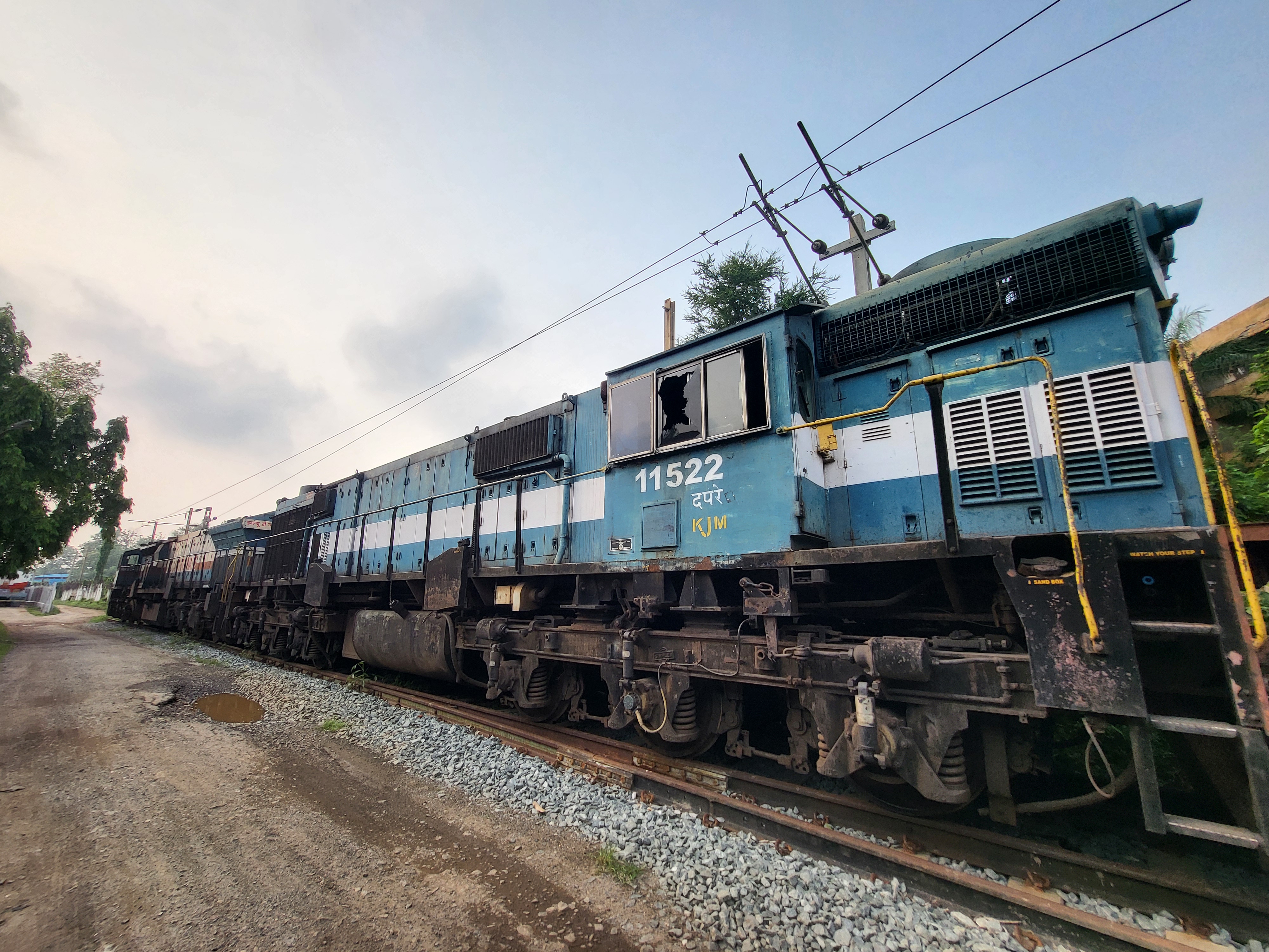 20951 Okha - Jaipur Weekly SF Express photo 1